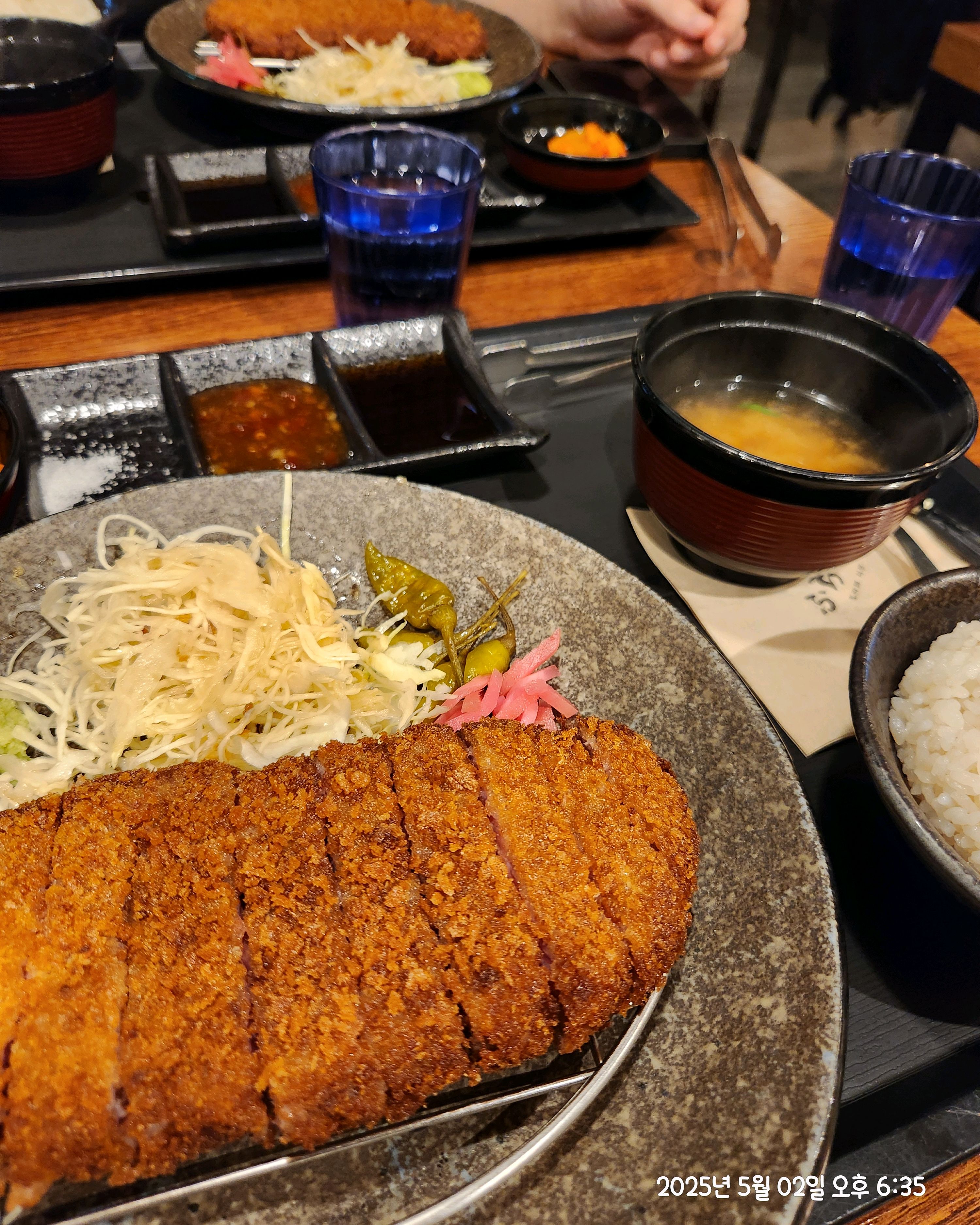 규카츠 오사카에서 먹어보고 처음 먹는데 넘 맛있어용 - 안양 맛집 후라토식당 범계점