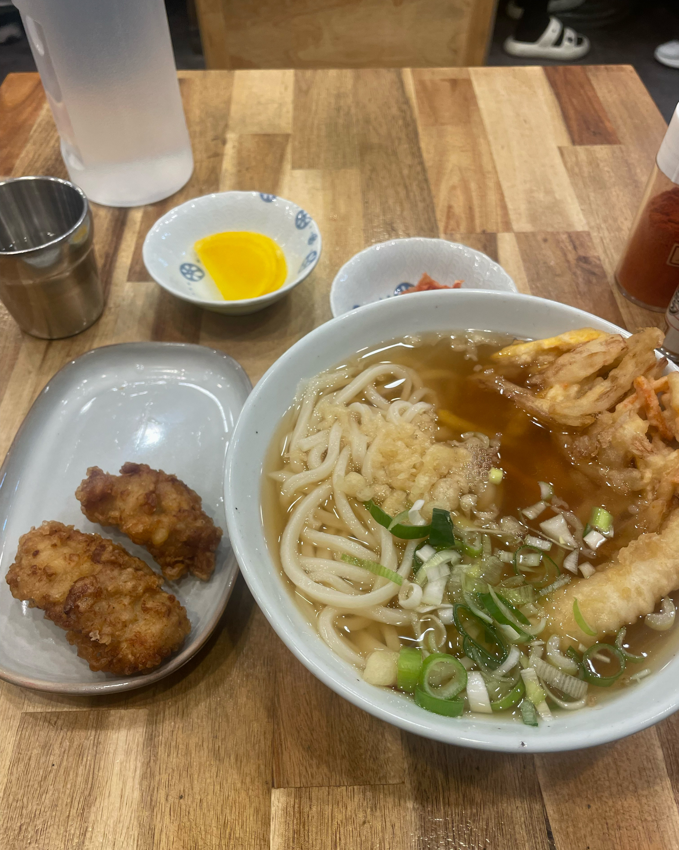 들어가자마자 일본인사 신선했습니다, 음식도 괜찮았는데 특히 닭튀김 맛있었습니다👍 - 대전 맛집 토미야
