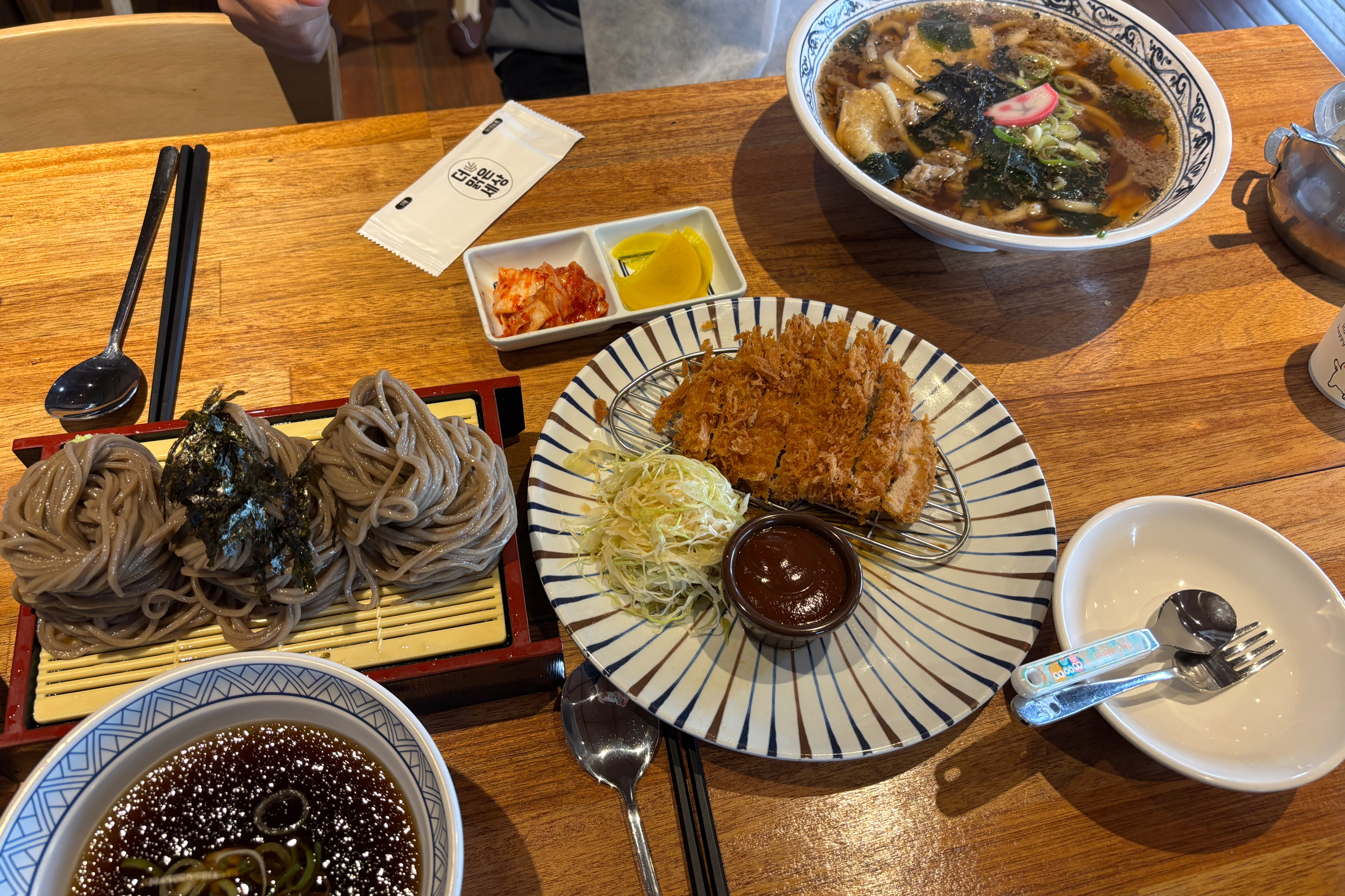 문의 ic가는 길에 들렀어요. 사장님 넘 친절하셔서 기분이 좋네요 ㅋ 소바가 넘 맛있어요!