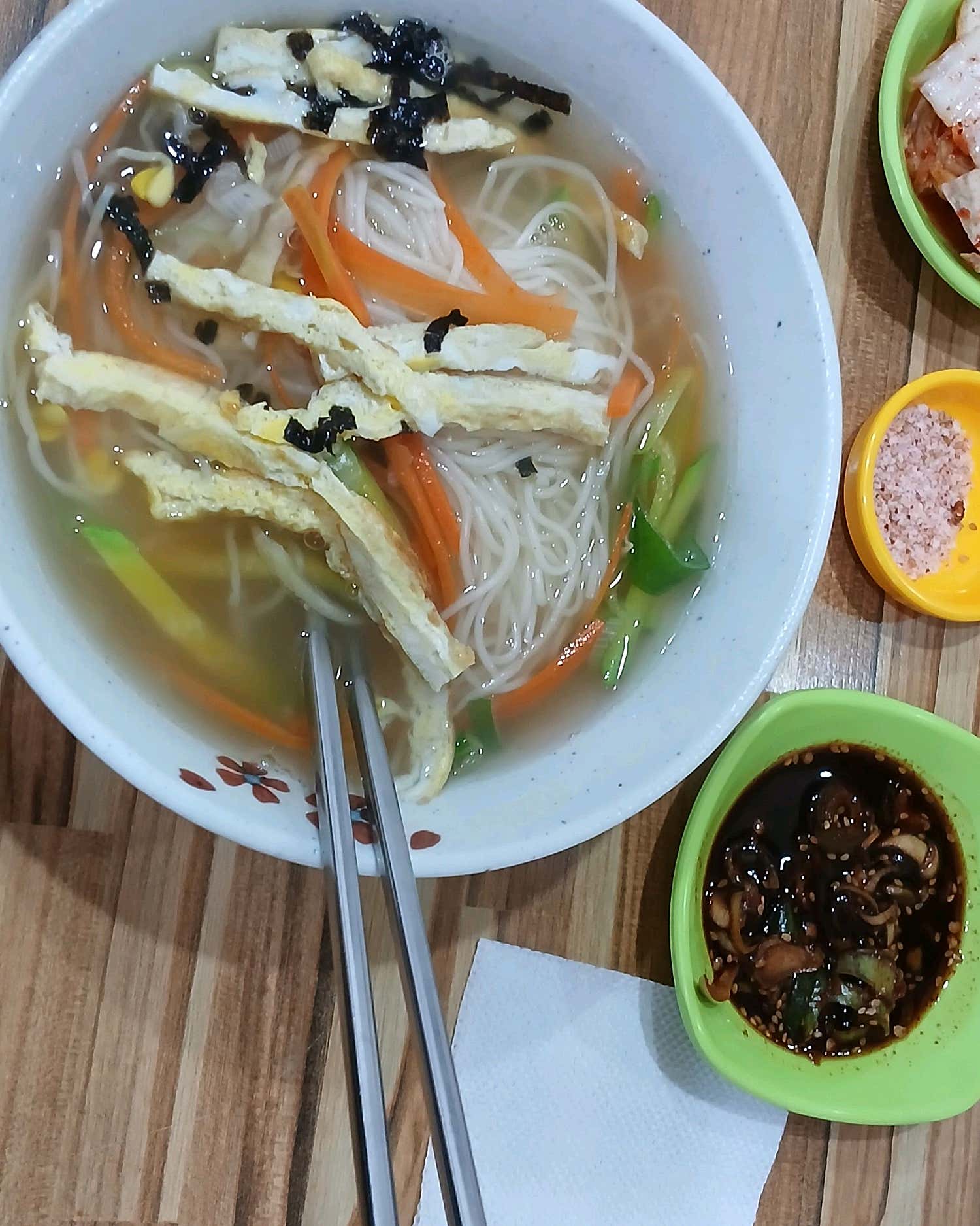 이태원분식 잔치국수