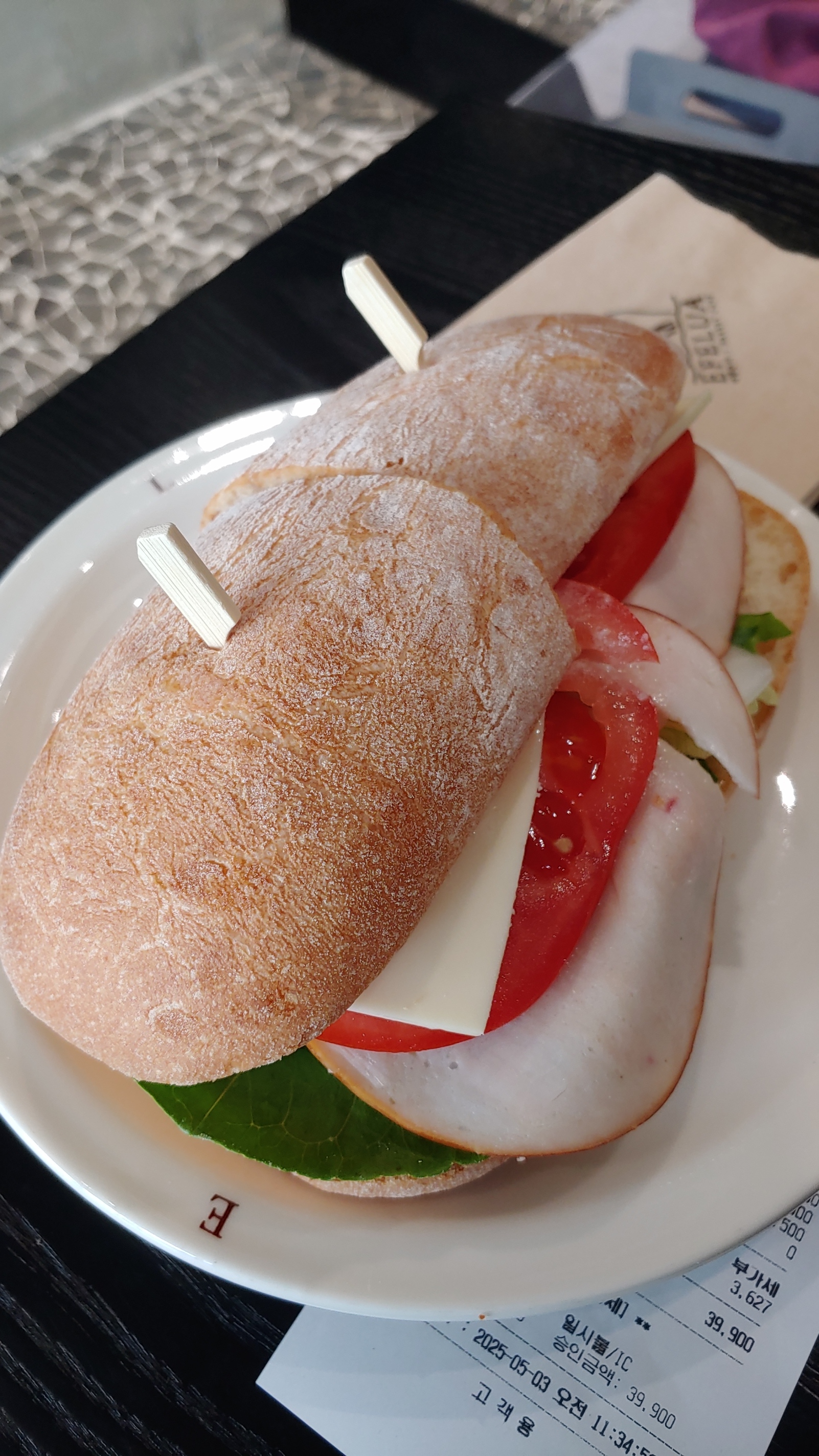 오랜만에 다시 들러본 강문해변 근처 에펠루아 - 경포대 맛집 에펠루아