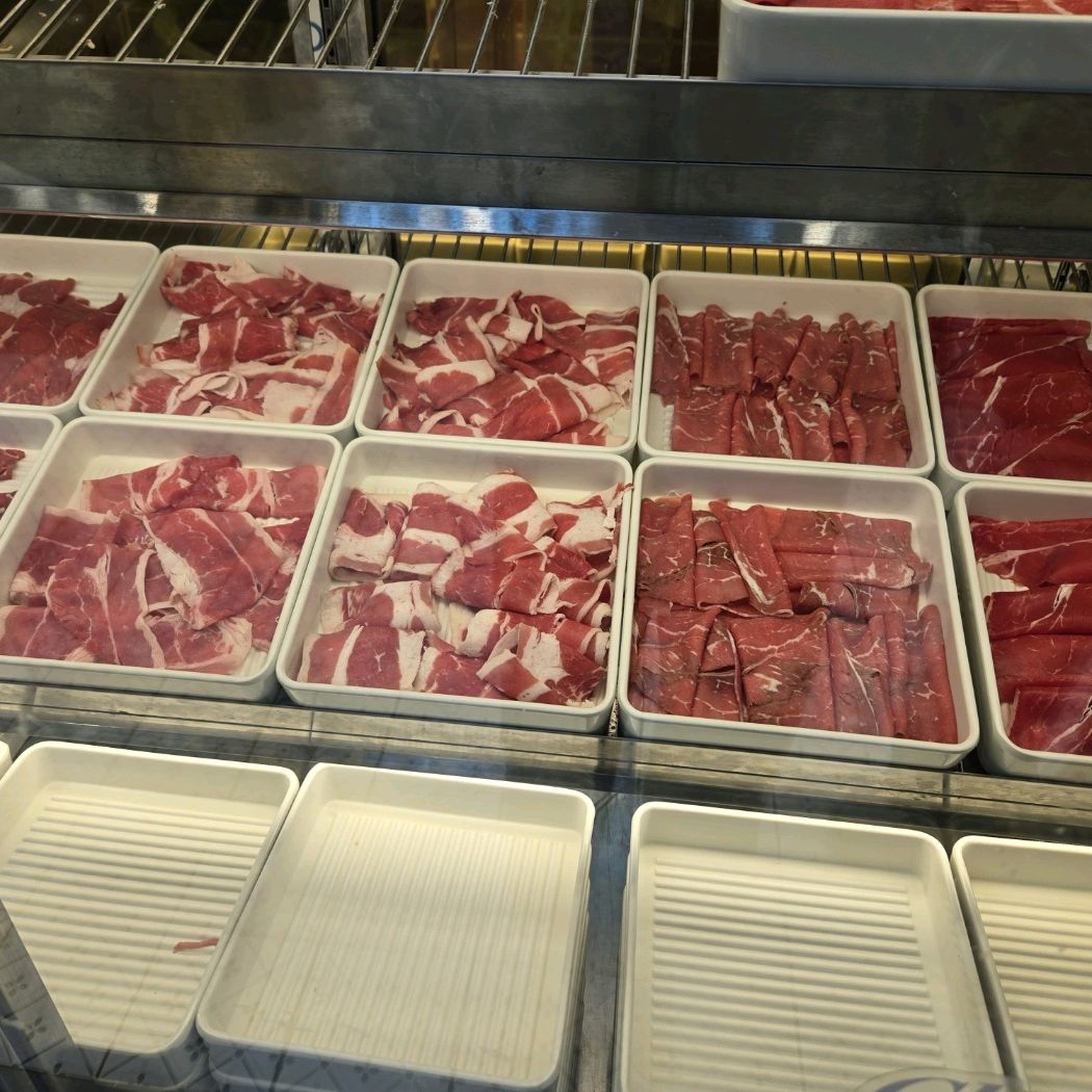 재료가 신선하고 다양한 음식으로 정말 맛있습니다~^^ 특별한날 함께 하기 좋은곳입니다~~!