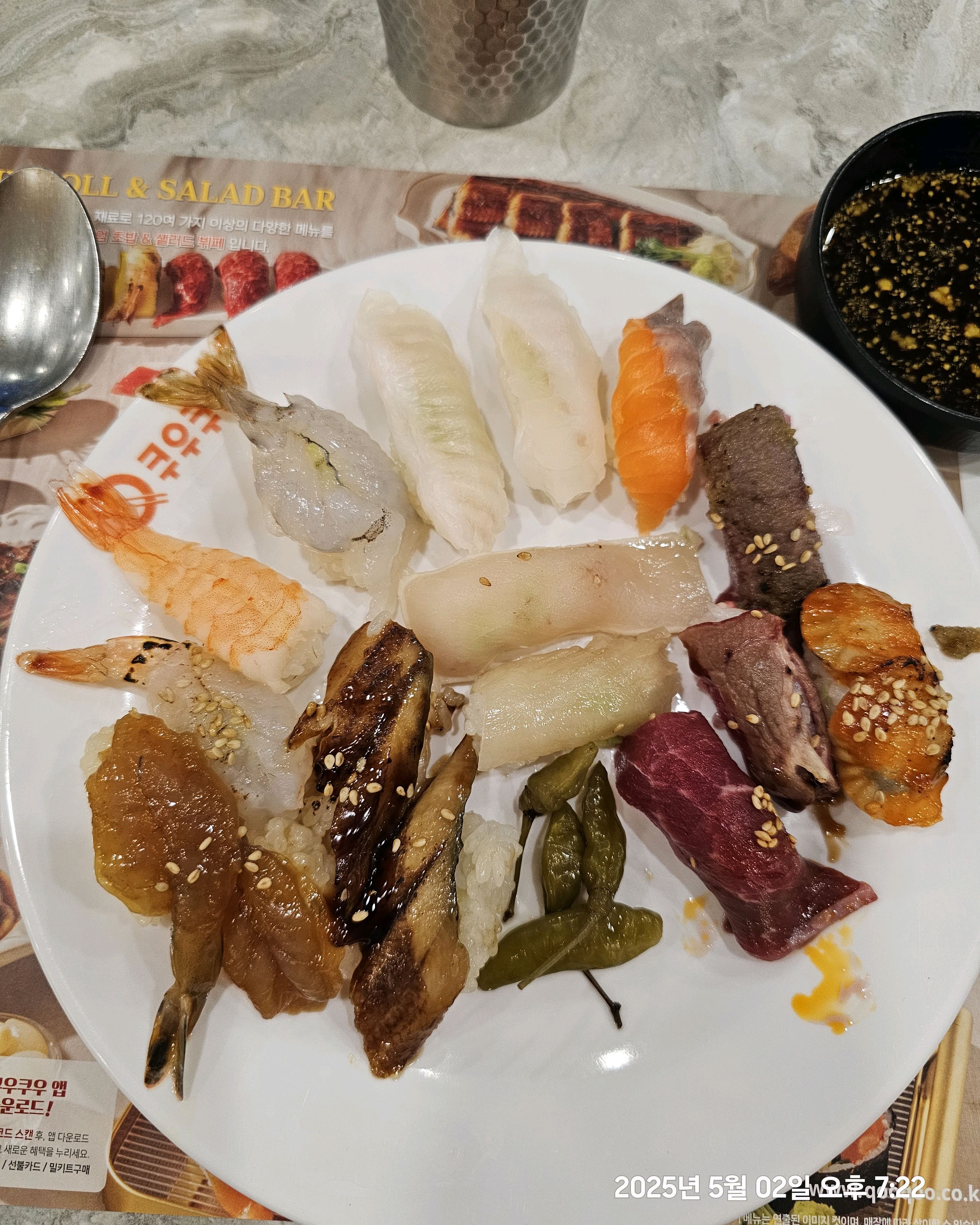 아이들 시험끝나고 오랜만에 방문했는데 너무 맛있게 배부르게 잘 먹었습니다. 구조가 살짝 바