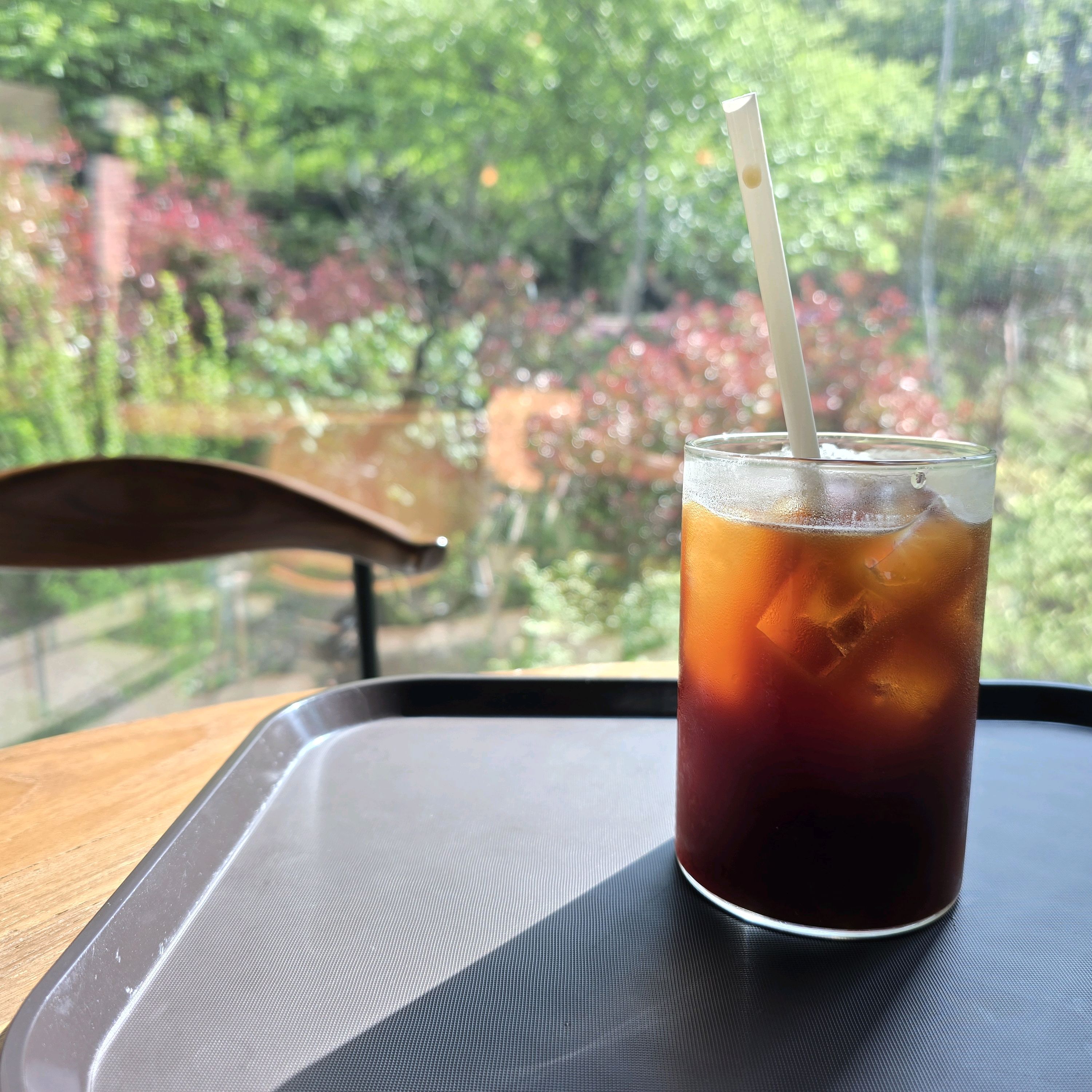 정원의 느낌이 있는 카폐를 찾다가 이곳으로 오게되었습니다. - 대전 맛집 더노은로