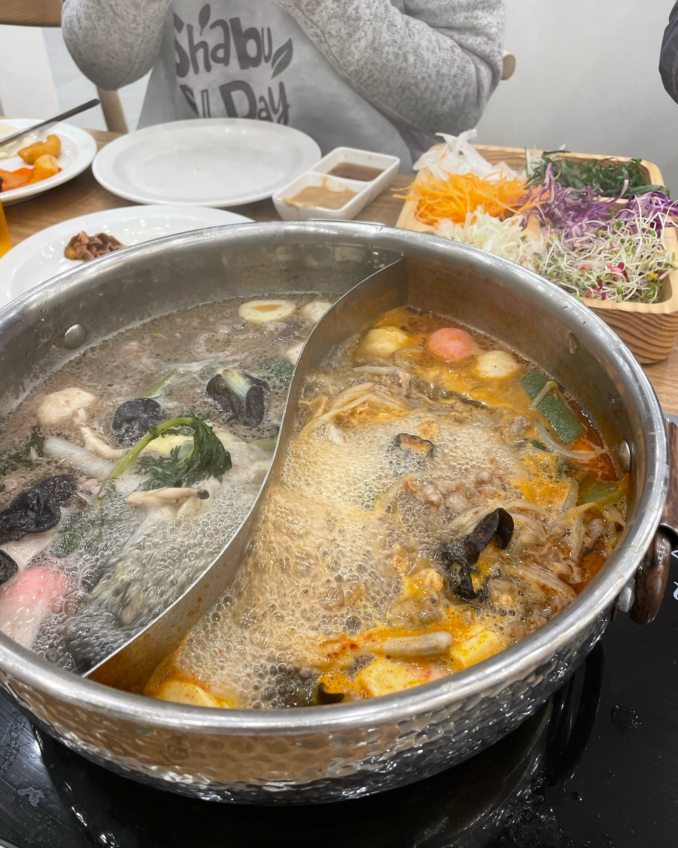 무한리필이라 매우 맛있었습니다 - 부산 해운대 맛집 샤브올데이 부산해운대점