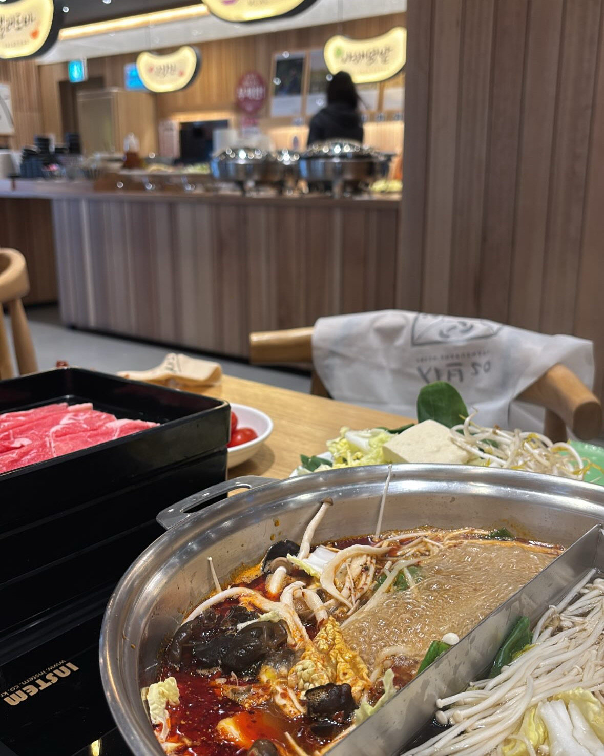 너무 맛있고 손님 응대도 친절하게 잘 해주셔서 식사하는 내내 좋았습니다. 재방문하고 싶을