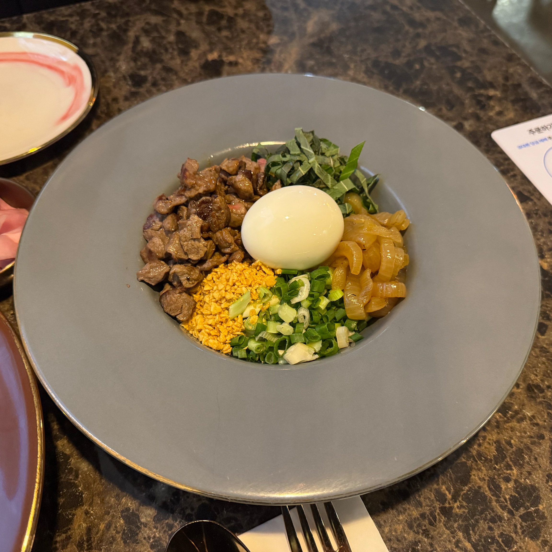 신사역 가로수길 파스타 스테이크 맛집 - 압구정 맛집 어썸로즈 가로수길점