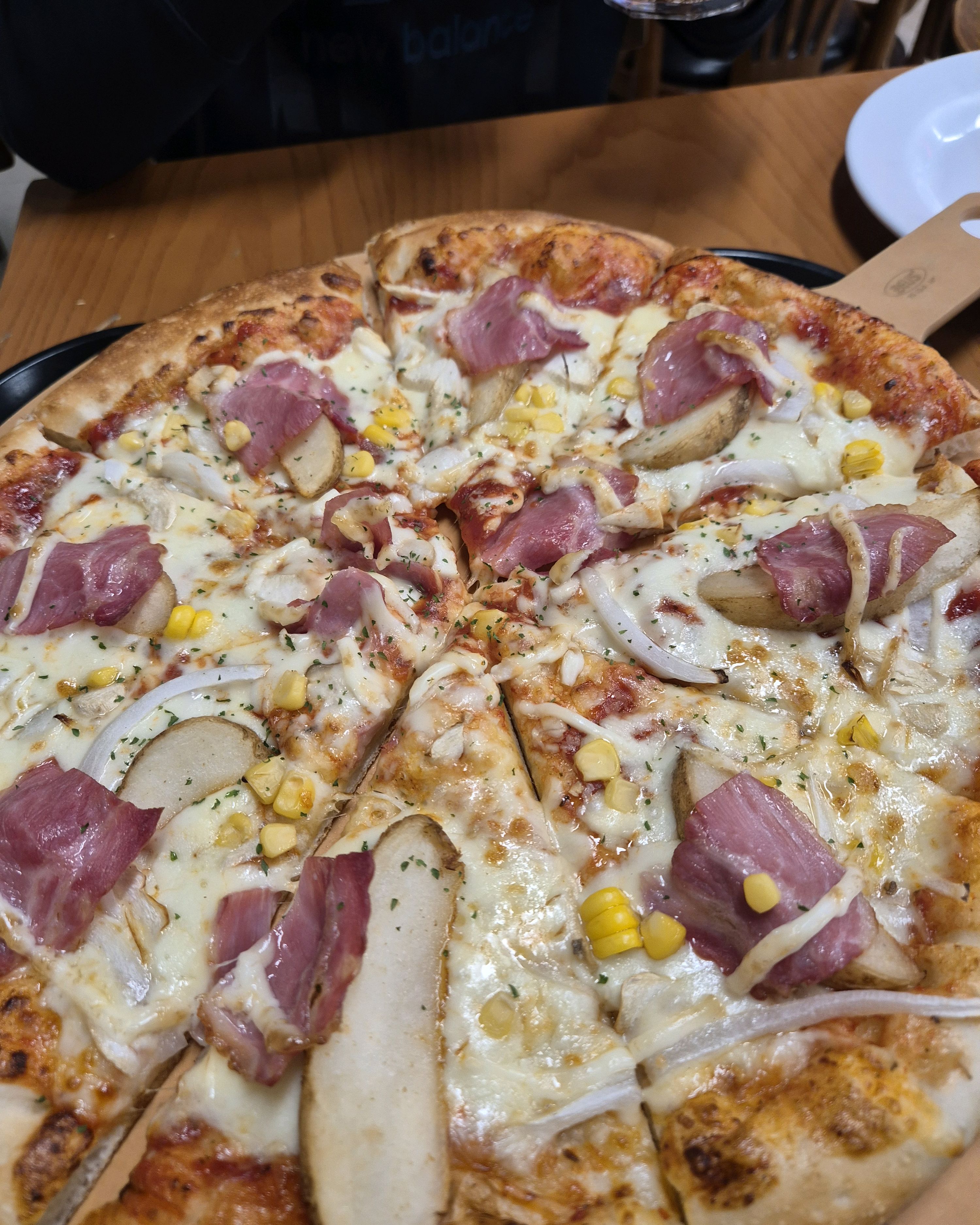맛있어요ㅡ특히 도우가 맛있어요 - 산본역 맛집 피자몰 뉴코아산본점