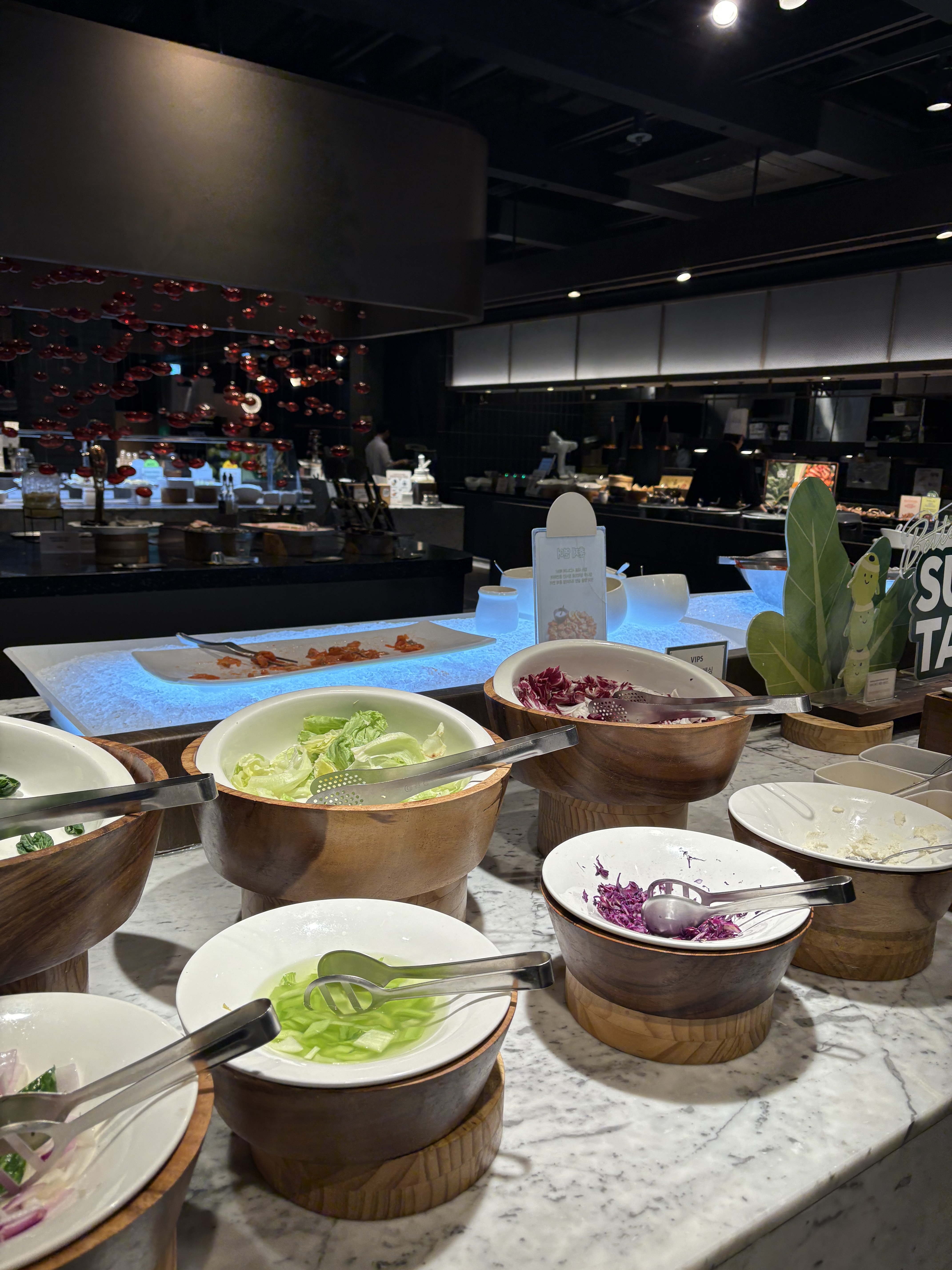 올때마다 너무 맛있어서 황홀하게 먹고가용 대게 너무 맛남 ㅜㅜ - 미아사거리역 맛집 빕스 미아점