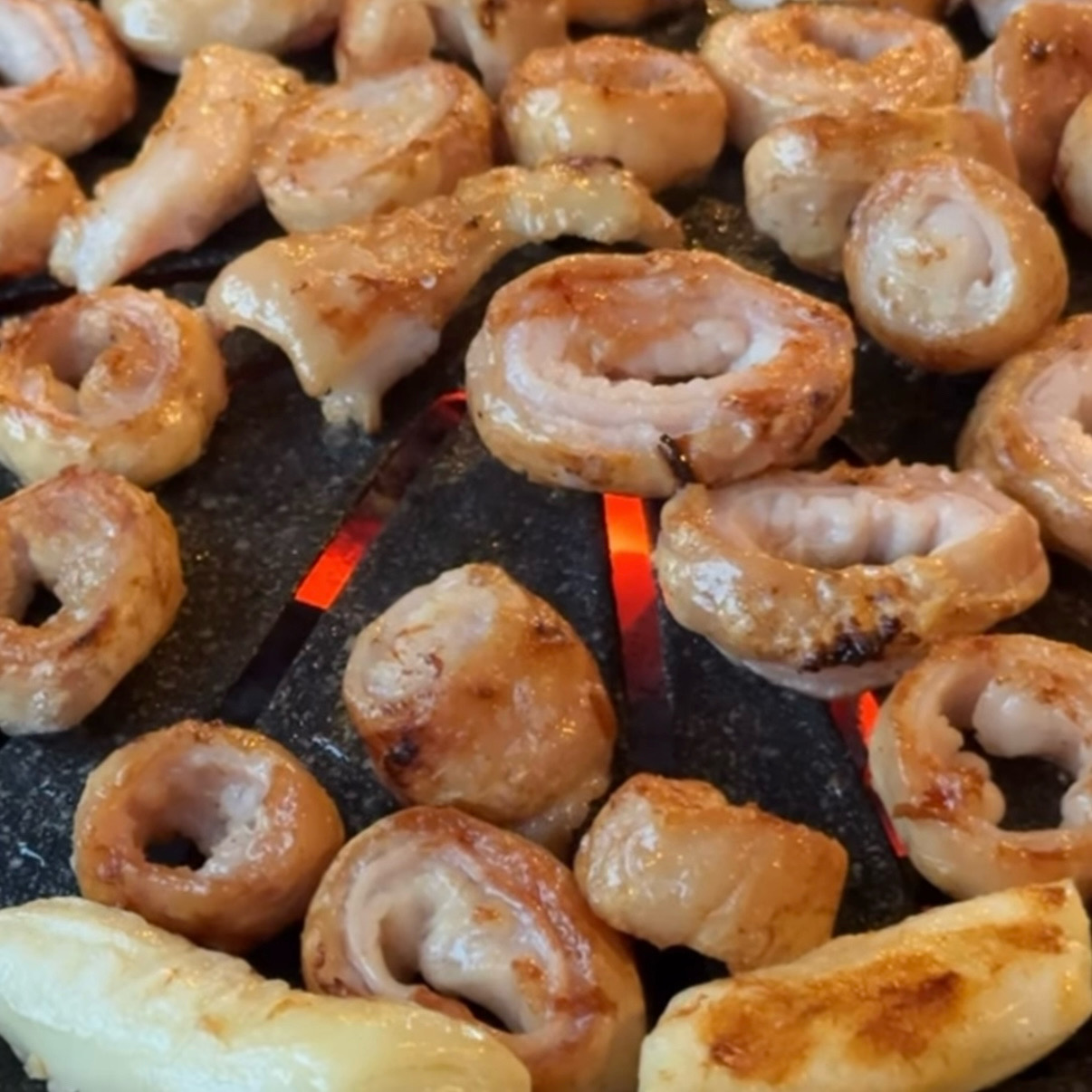 진짜 올때마다 너무너무 맛있습니다 - 대구 맛집 대구아리조나막창 수성못 본점