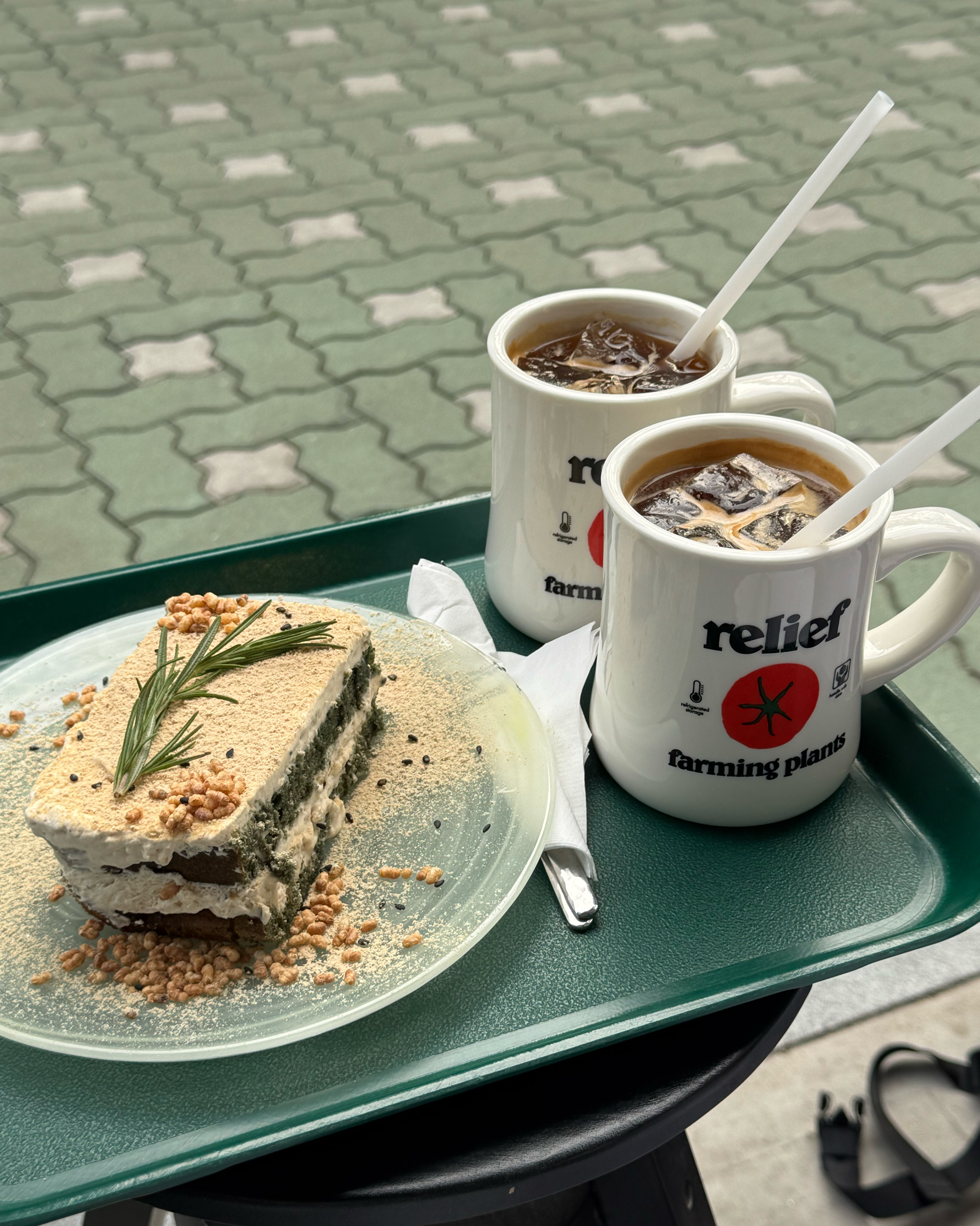할매입맛 저격한 구황작물💛 쑥인절미티라미슈 꼭드세여🍀 - 망원동 맛집 구황작물