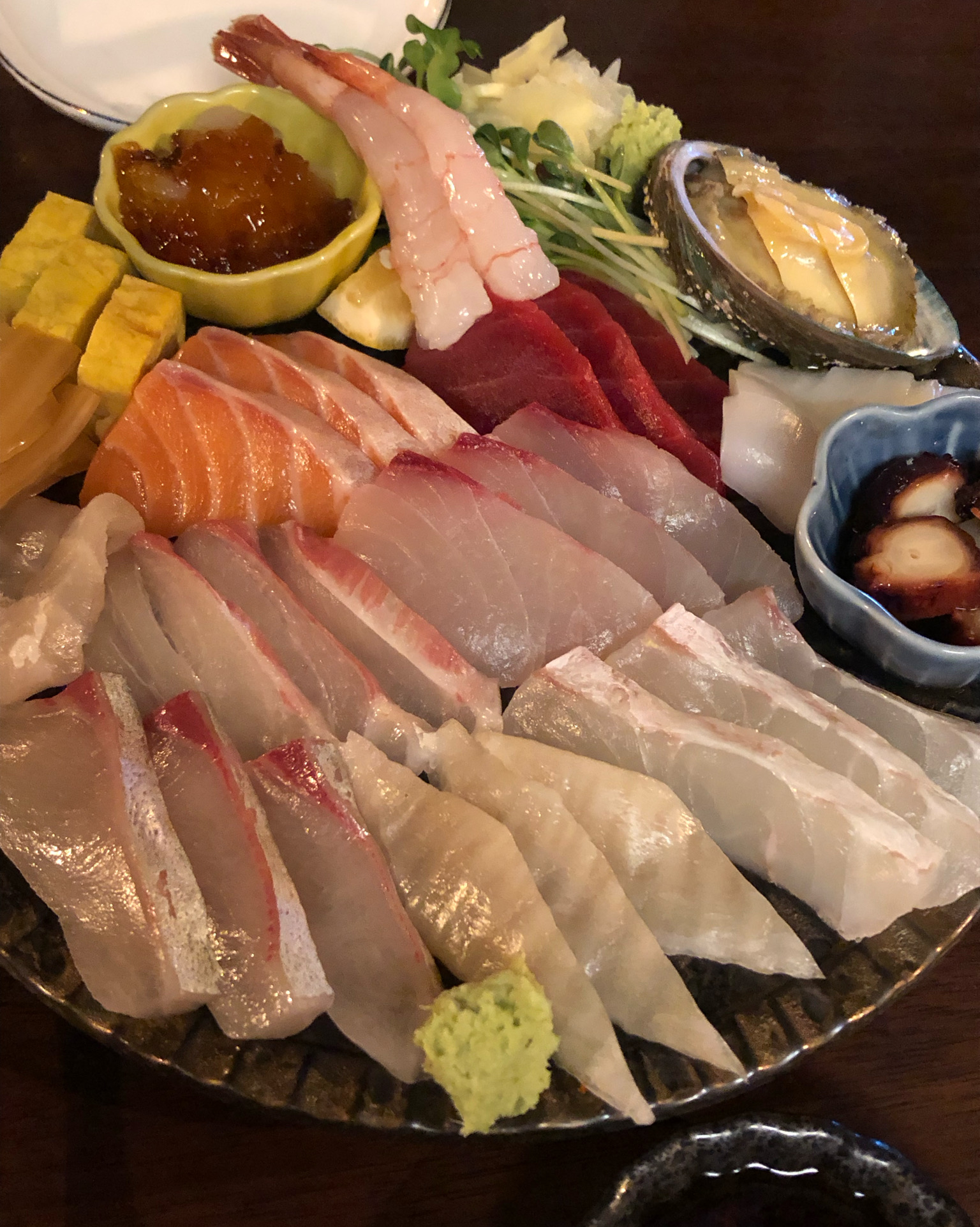 처음 방문했는데 너무 맛있었어요 ˃̣̣̣̣̣̣︿˂̣̣̣̣̣̣ 직원분들도 친절하시구 노래도