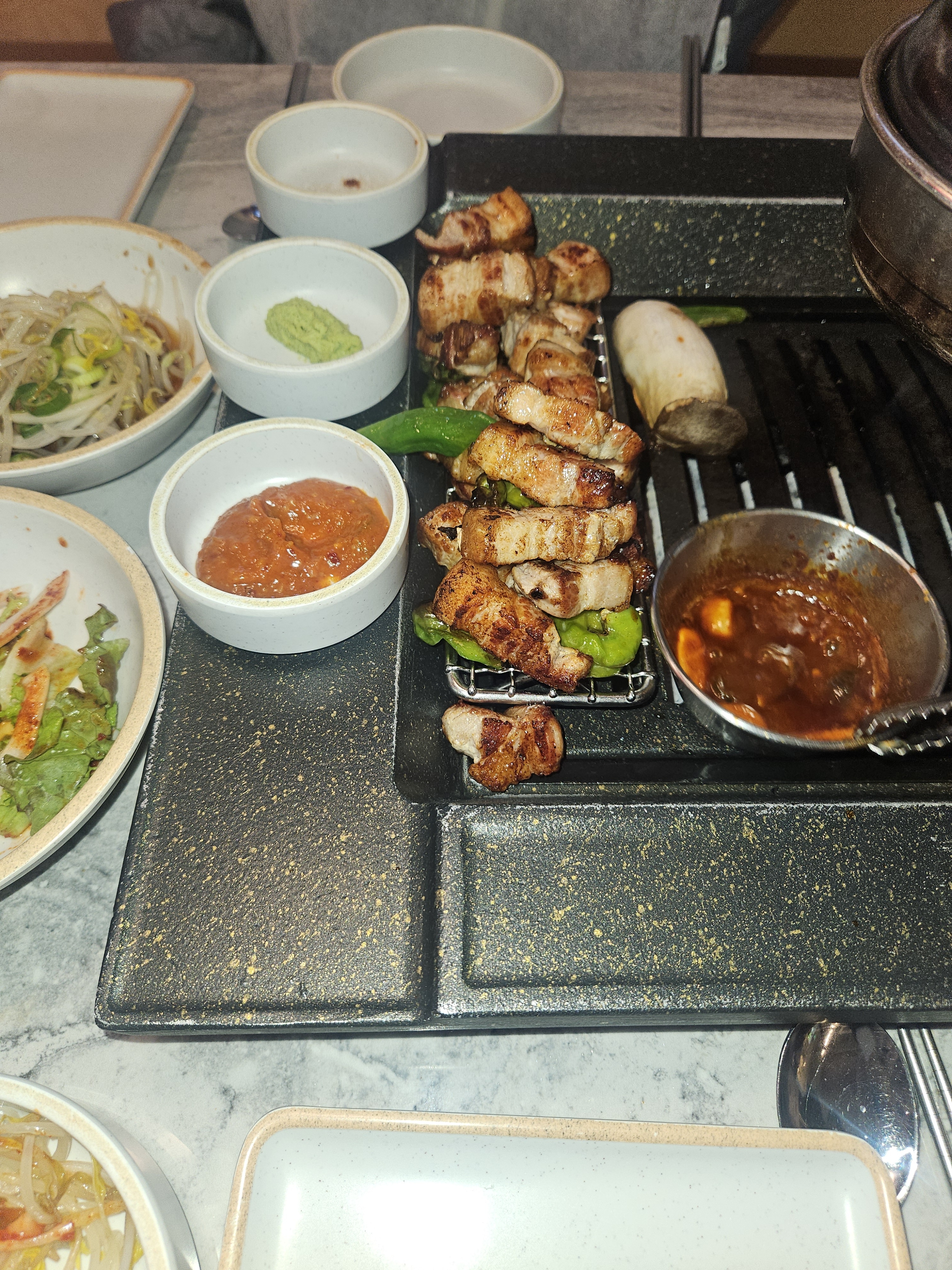 지인이랑 세번째 방문인데 역시 고기질 좋구... - 용인 맛집 목돈72 용인기흥구청점