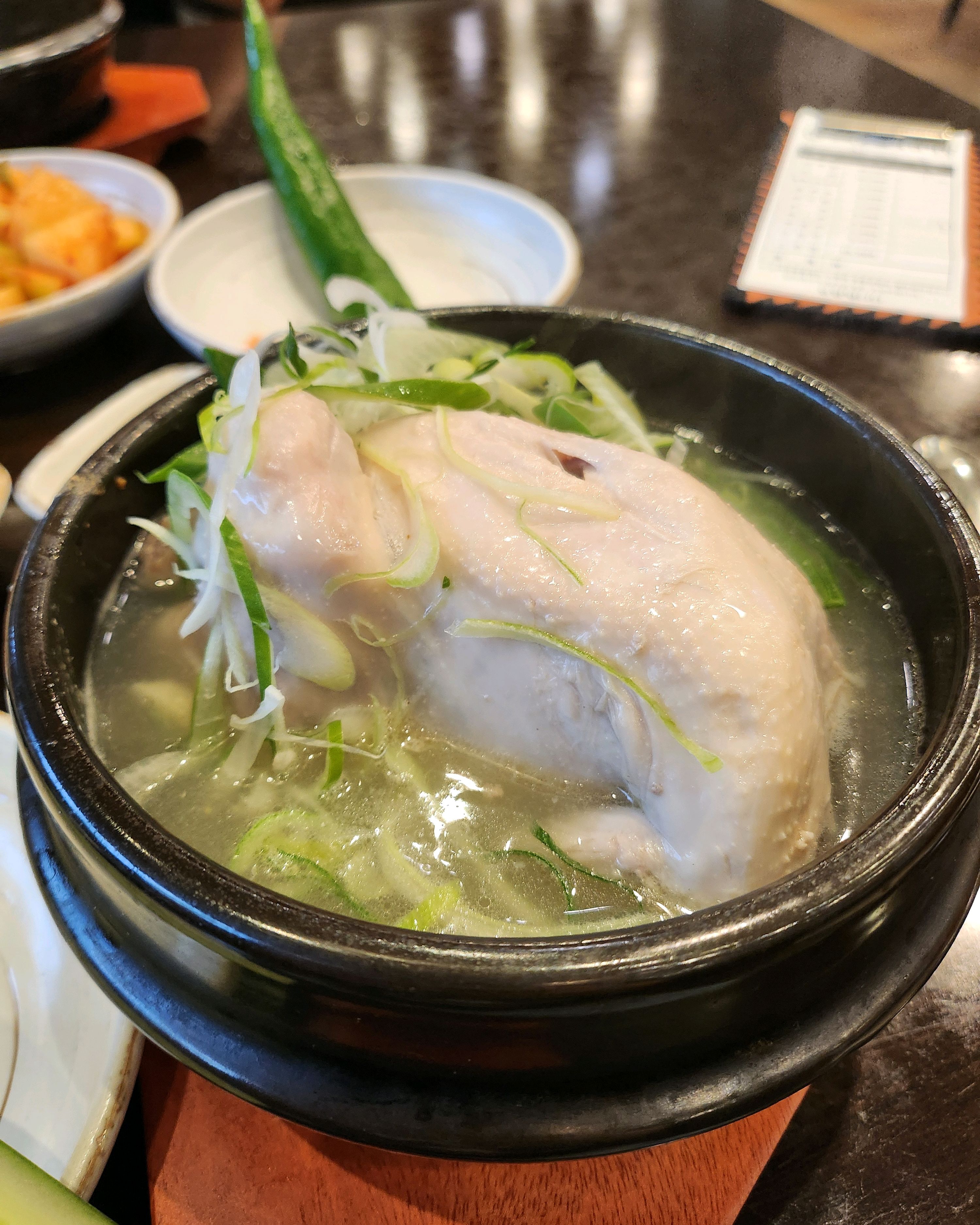 들깨도 좋은데 일반도 훨 맛있네요 - 인천 맛집 경복궁삼계탕 송도점
