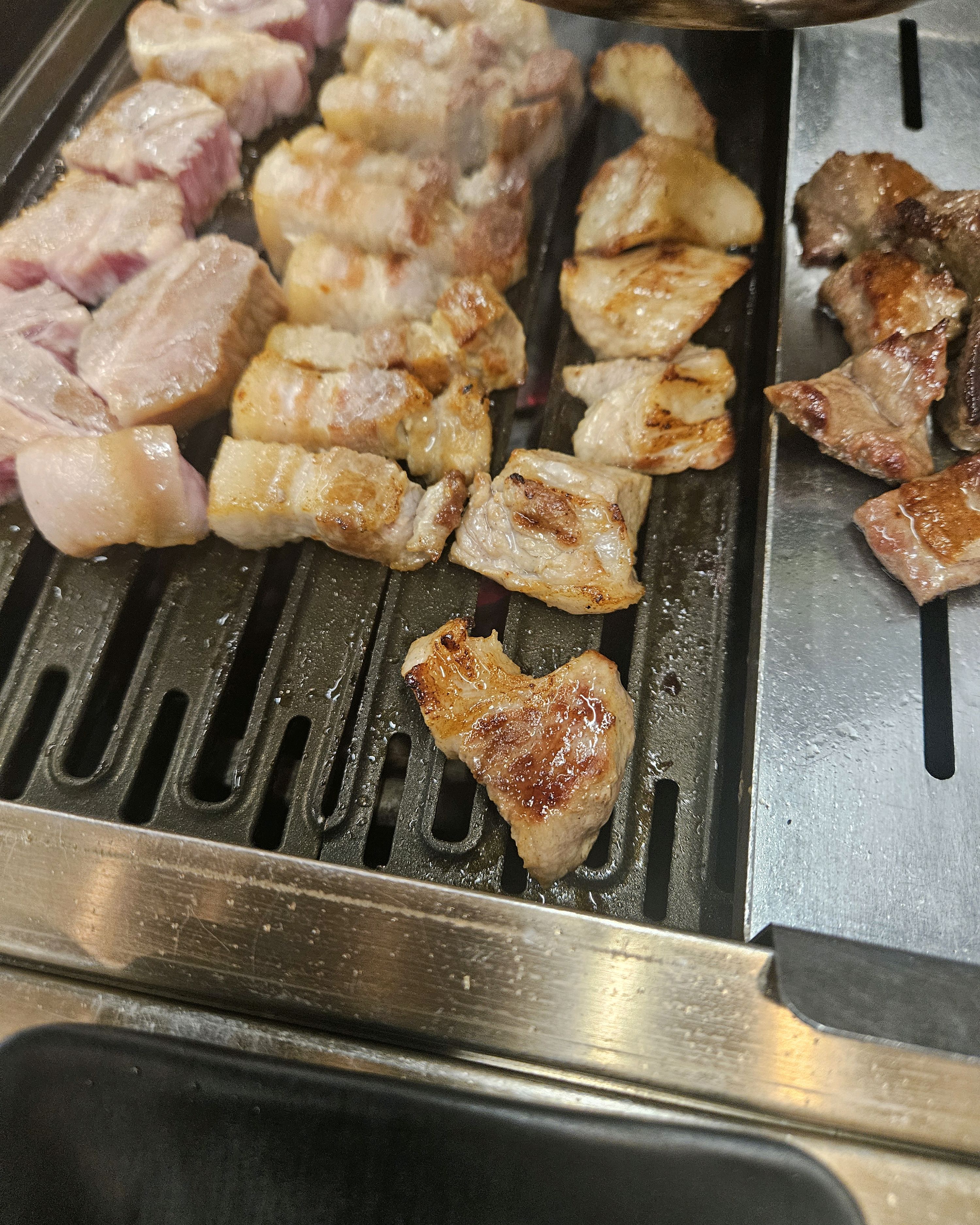 맛있어요ㅋ - 대전 맛집 육화탄 대전롯데백화점 괴정점