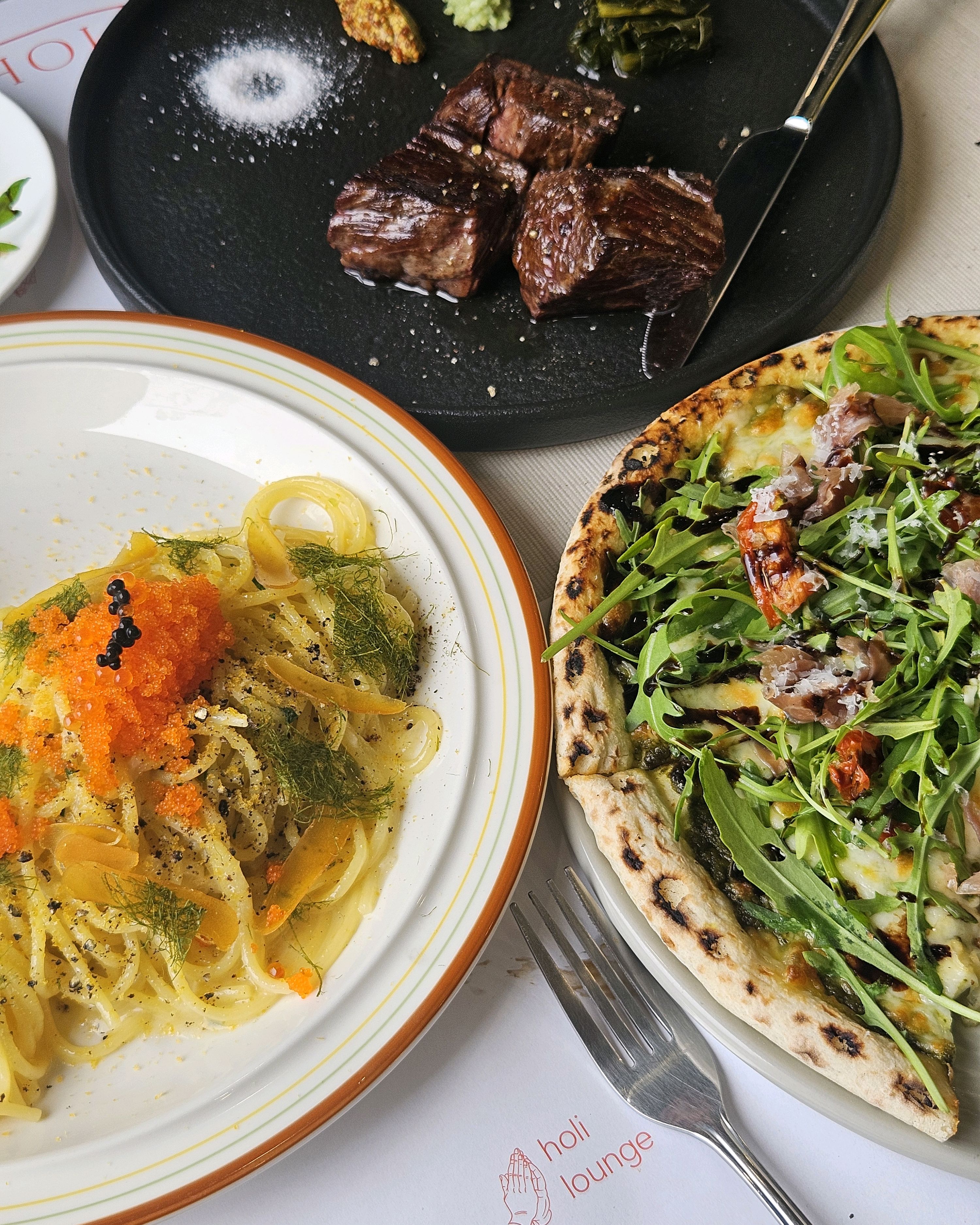 송정에 데이트하러 와서 먹었는데 너무 맛있어요!! 송정에서 양식 먹게 되면 무조건 홀리라운