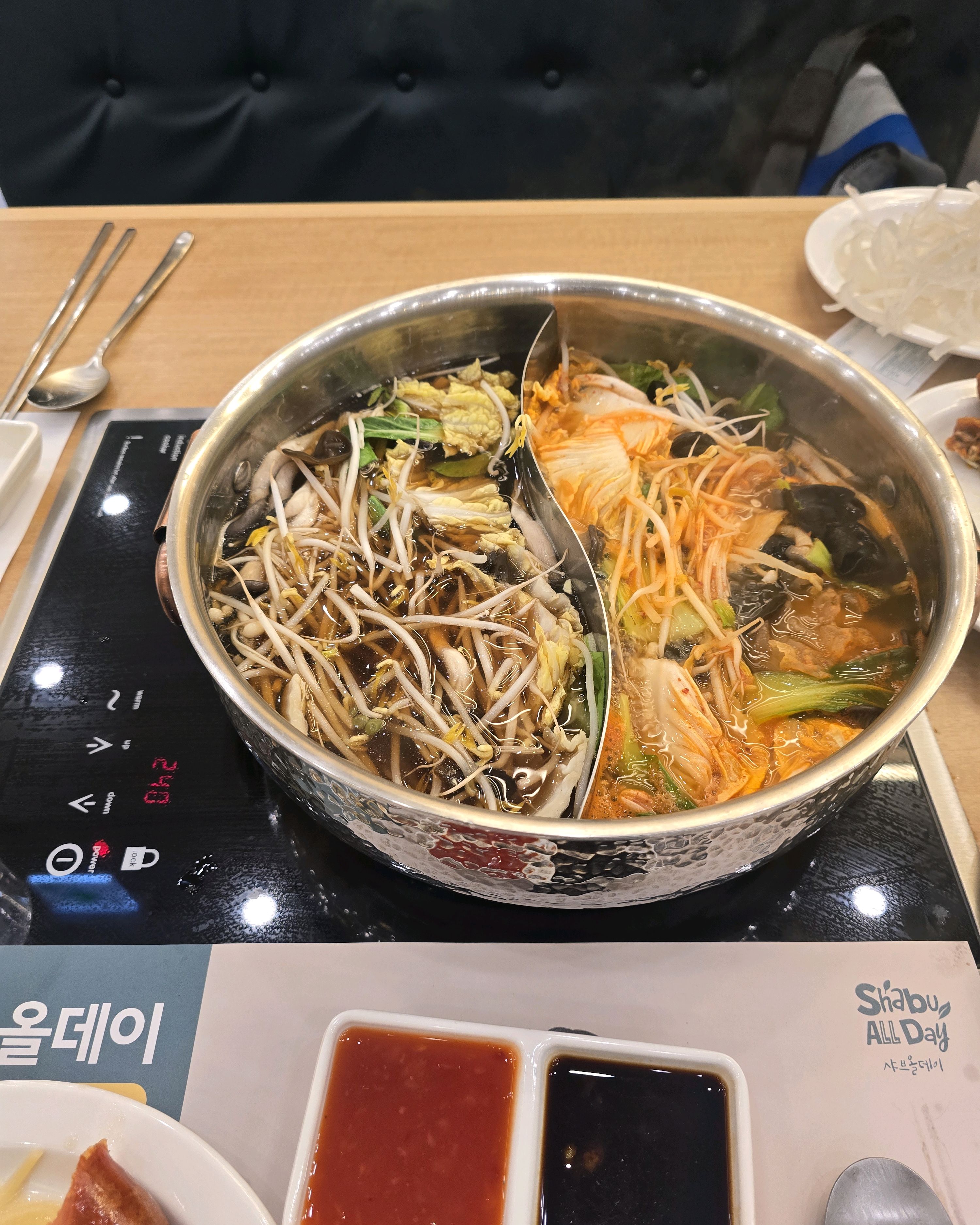 요새 최고로 핫한 샤브샤브 맛집 🥰 - 인천 주안 맛집 샤브올데이 인천주안점