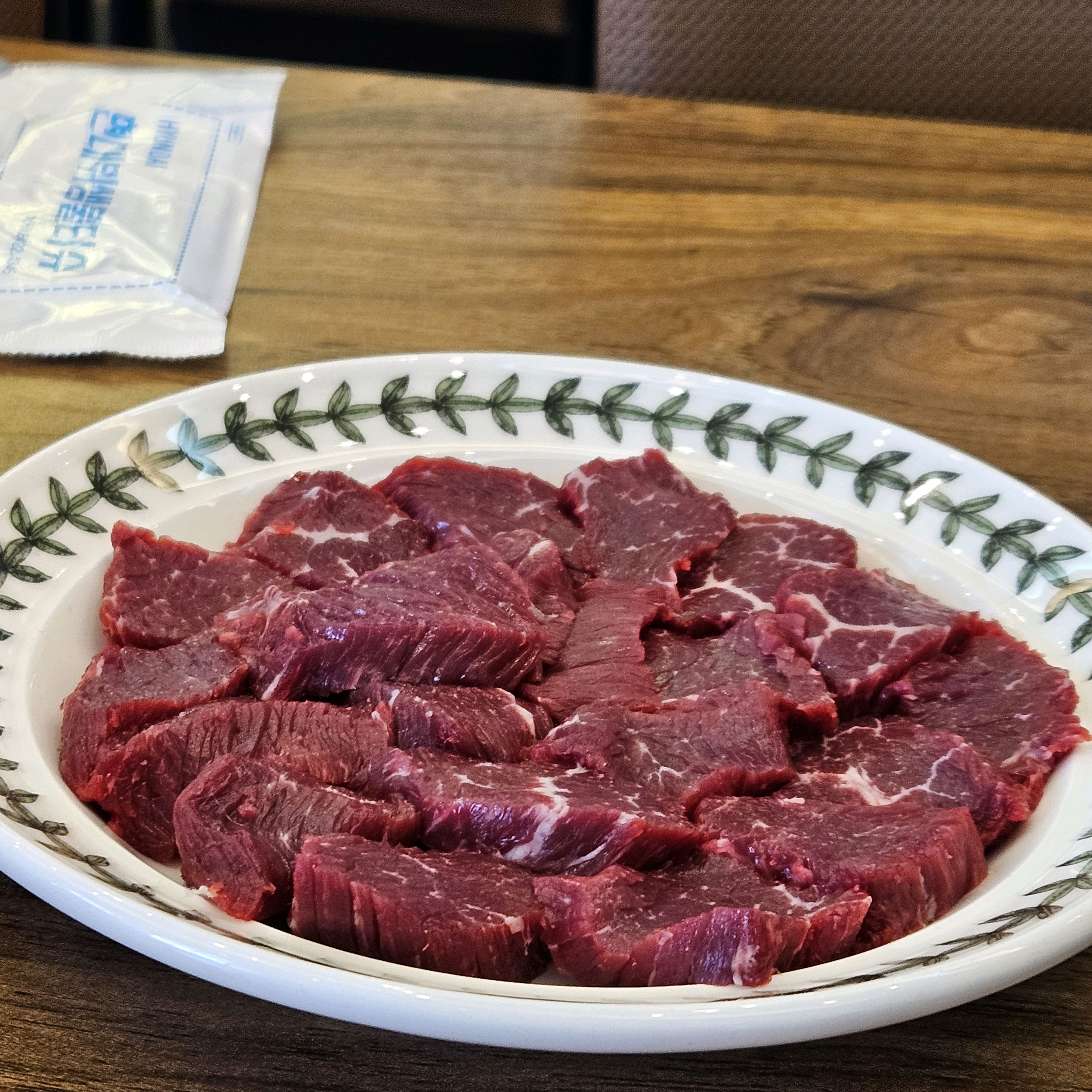 매장이 넓고 깔끔해서 단체모임하기 좋은곳이에요! - 불당동 맛집 대구뭉티기있나