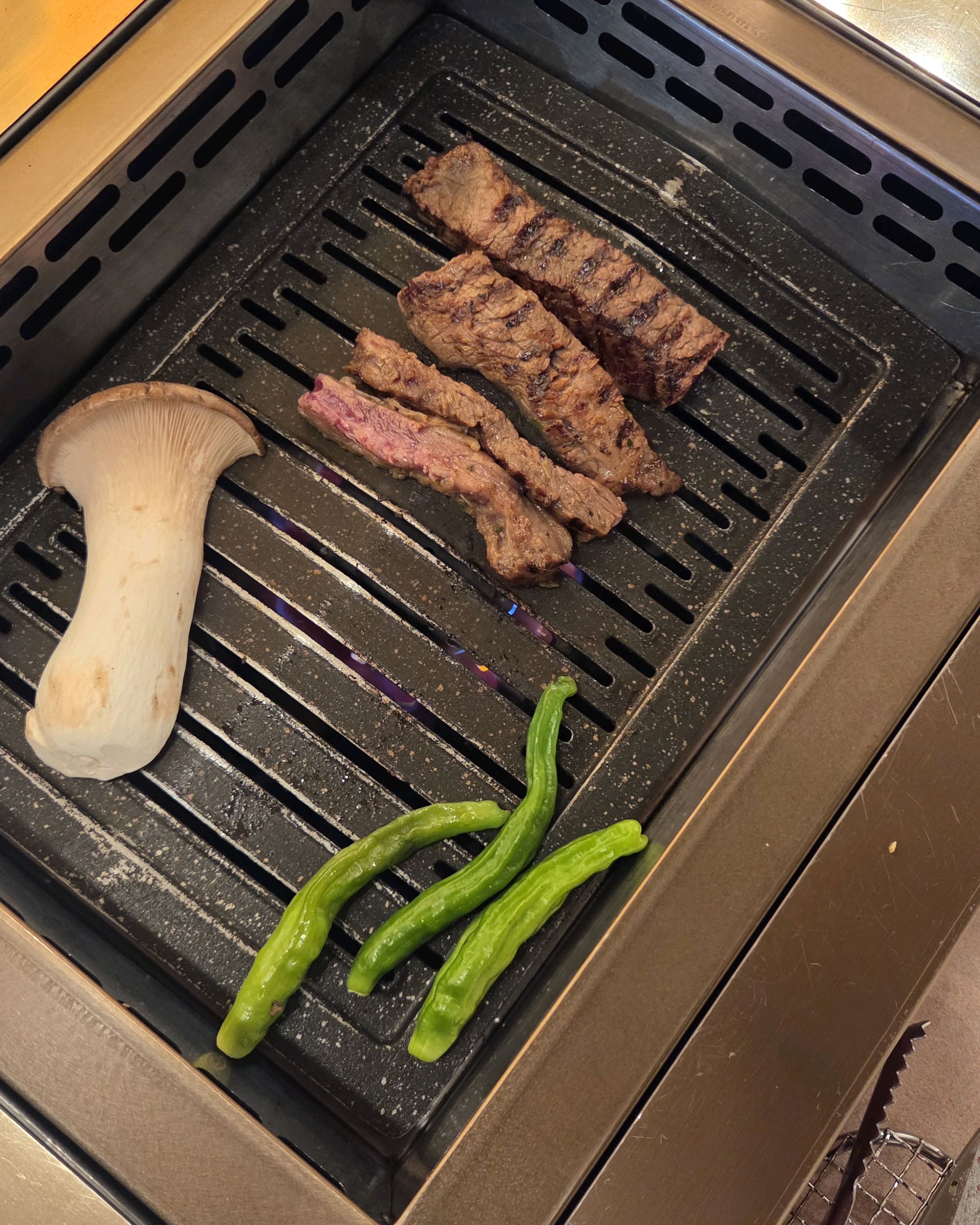 화수목보리 짚불구이 ~~역시 소문대로 너무 맛있네요 - 제주 맛집 화수목보리짚불구이 연동점