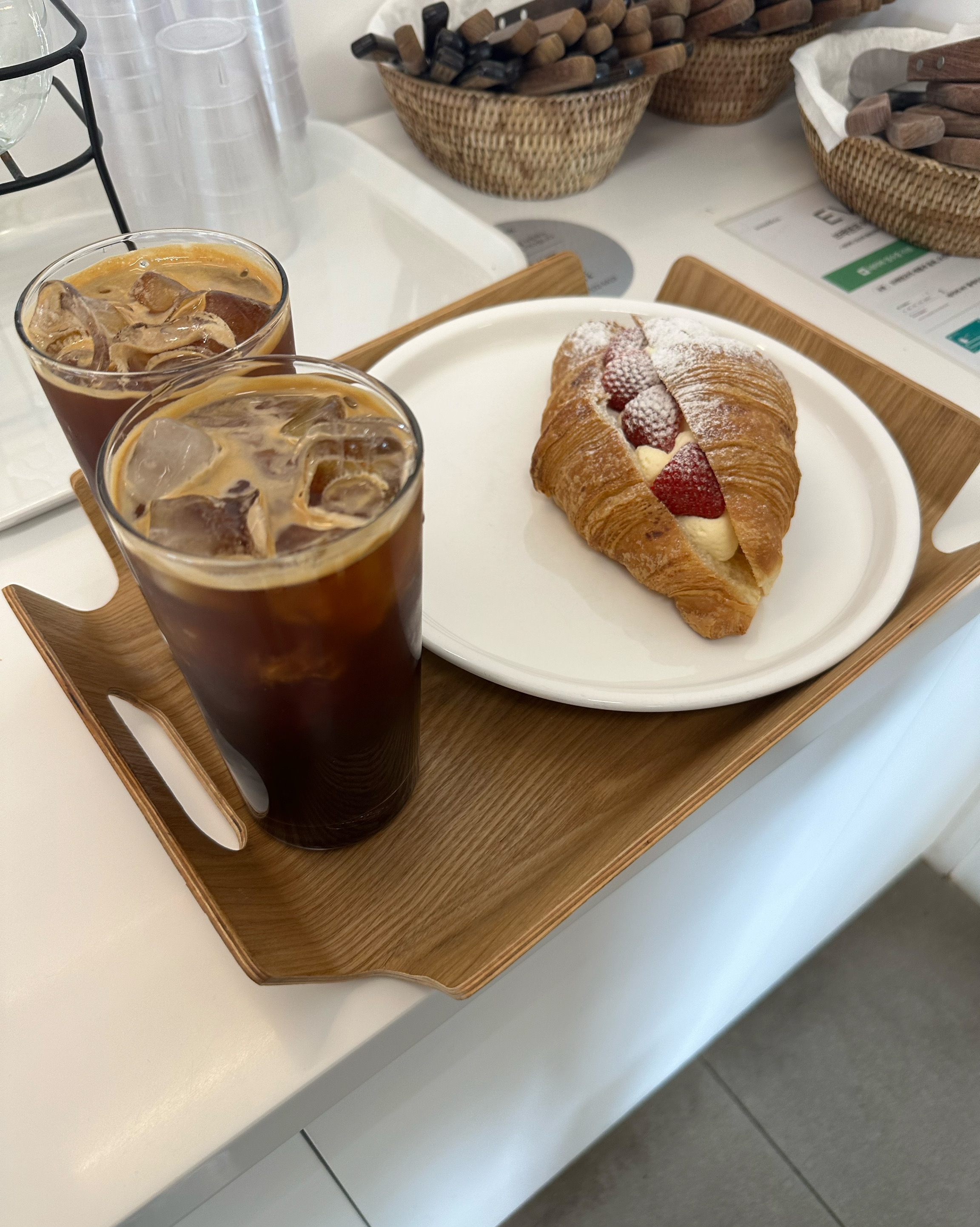 뷰도 좋고 분위기도 좋아요 - 인천 맛집 브레댄코 월미도점