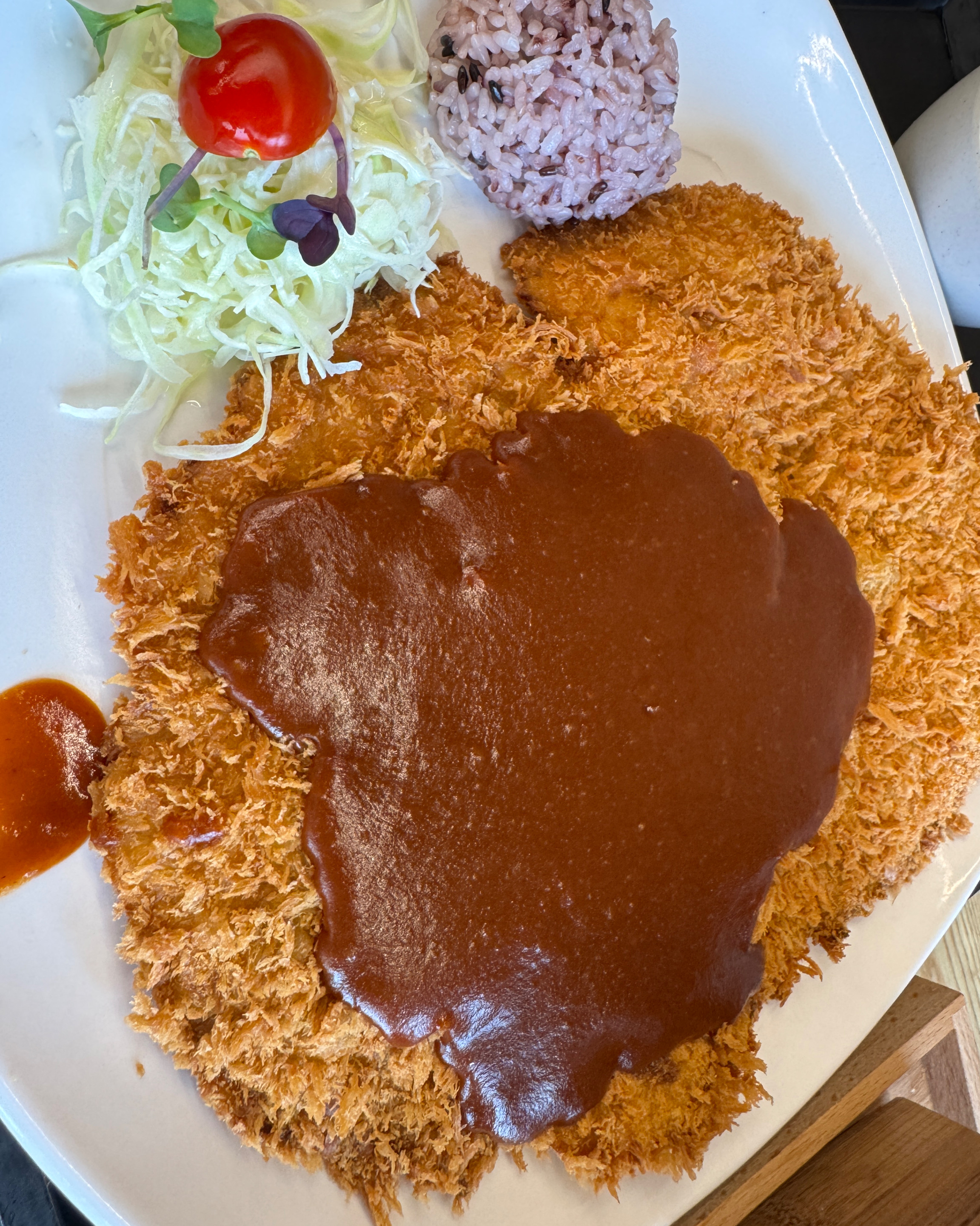경주 가족여행중 - 경주월드 근처 맛집 홍익돈까스 경주점