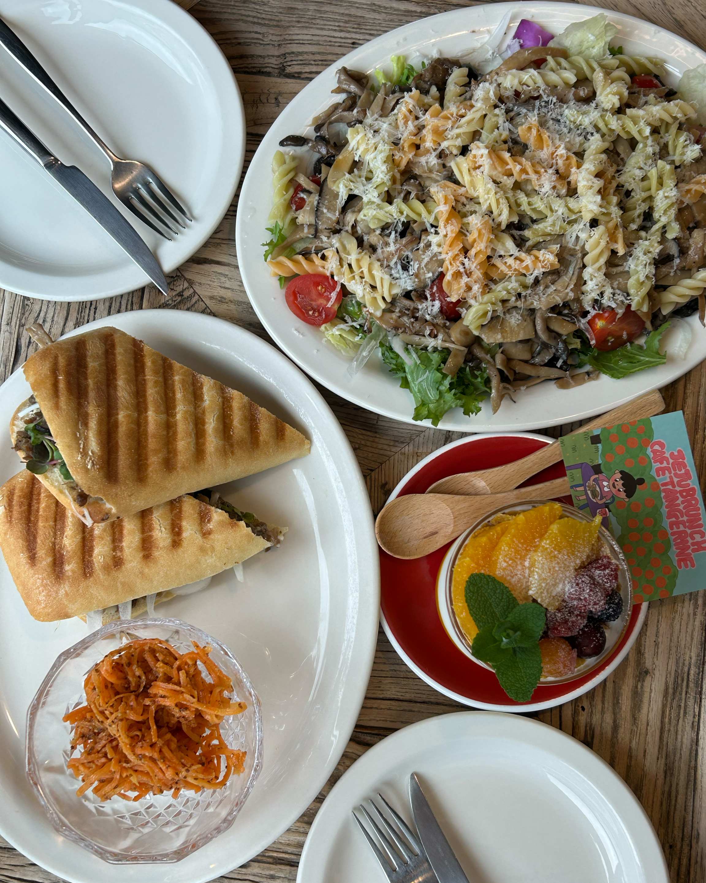 제주도 놀러왔는데 브런치 먹고 싶어서 찾아왔어요! - 제주 맛집 카페텐저린