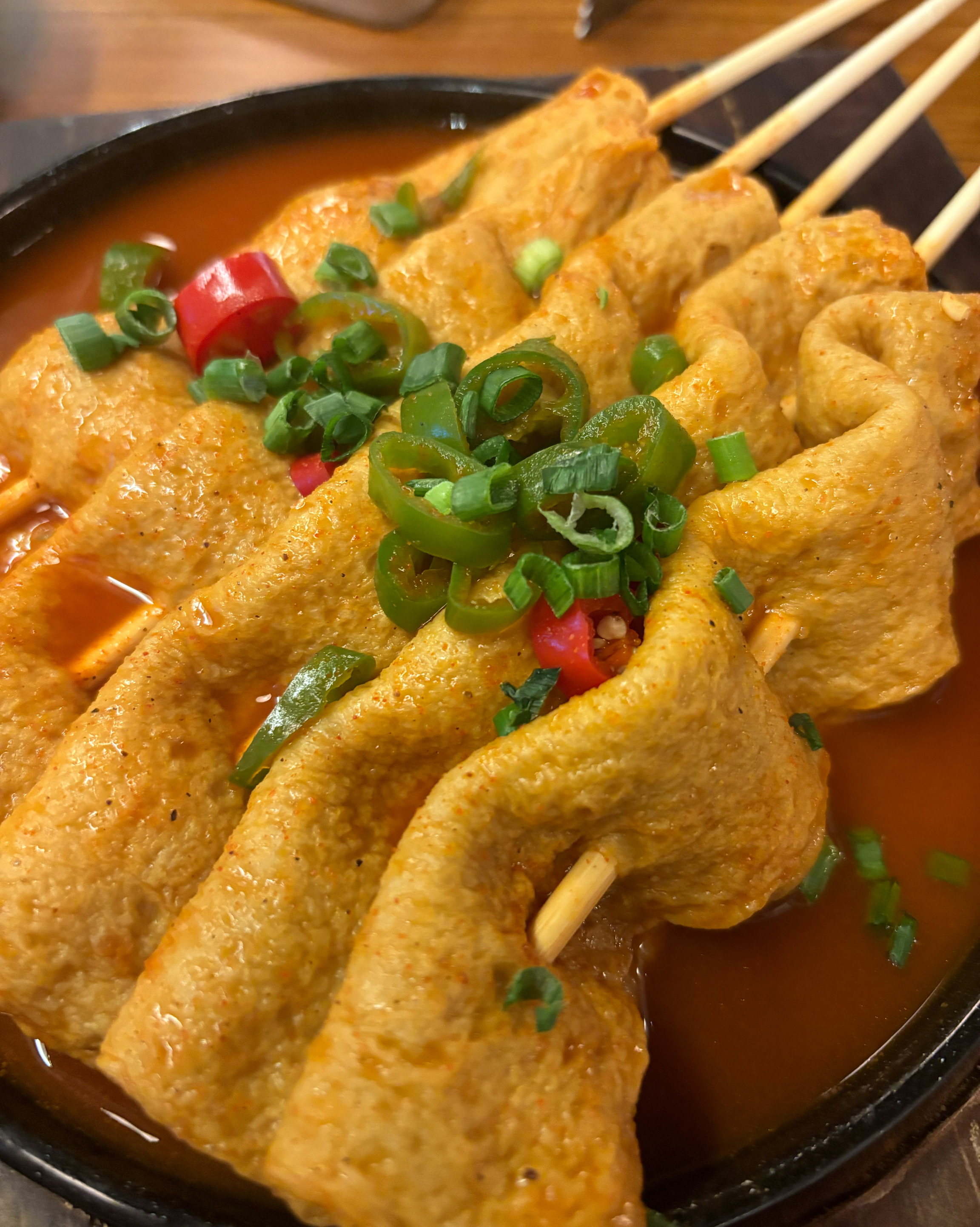 딸기슬러시 막걸리 너무 맛있고 안주들도 다 너무 맛있어요😭 가게 분위기도 레트로해서 좋고
