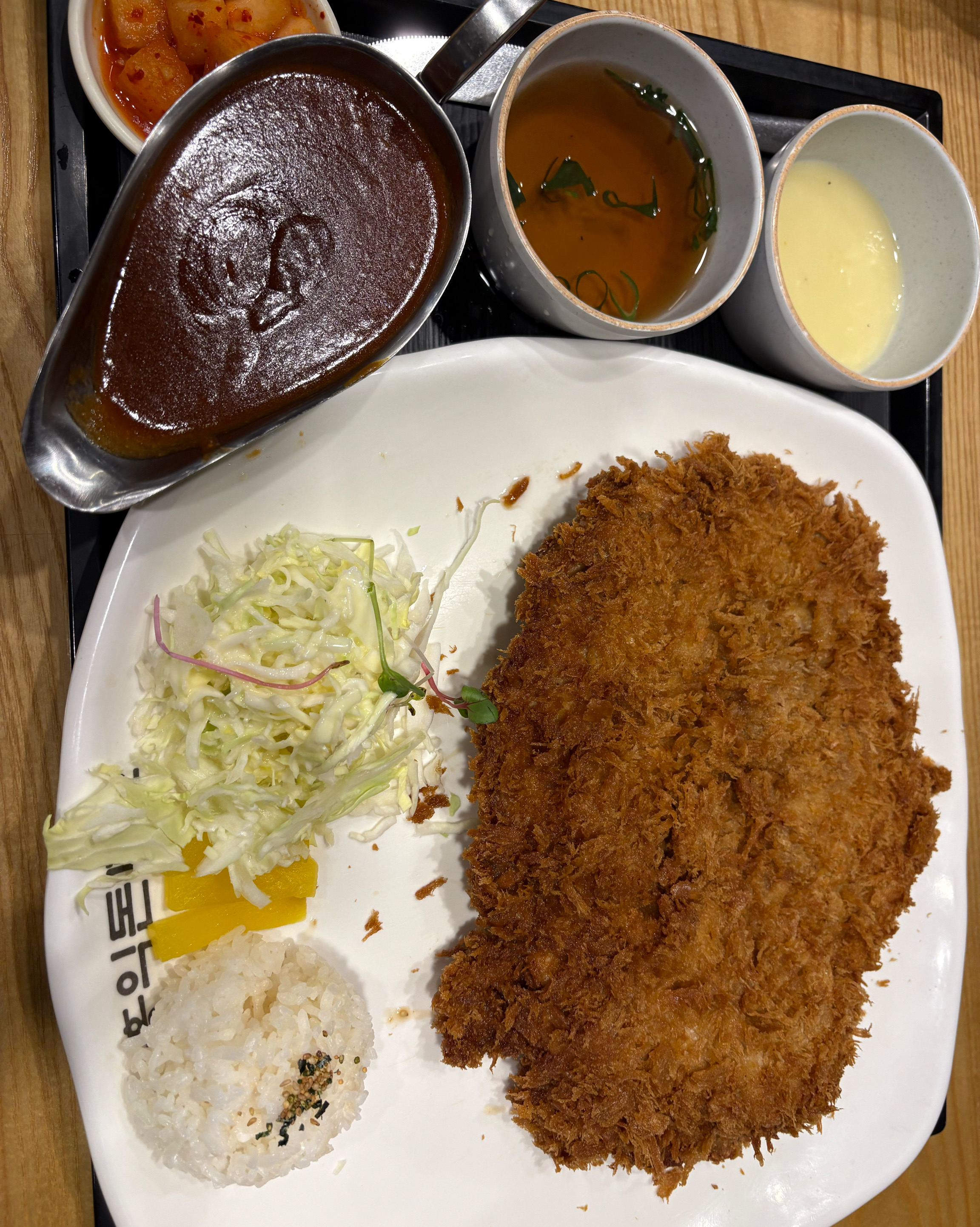 볶음우동 체고.. 진짜 체고.. - 순천 신대 맛집 홍익돈까스 순천점