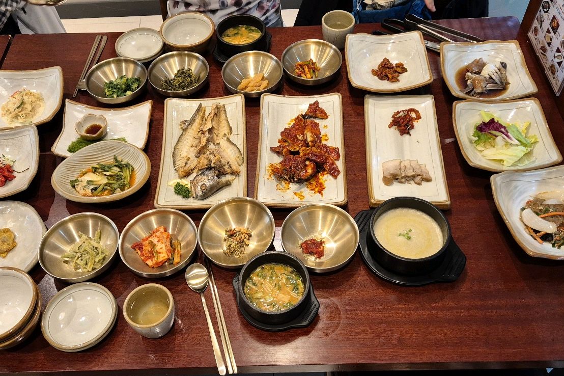 같은 프랜차이즈인데도 지점에 따라 다르다는 것을 느꼈습니다. 다른 지점보다 넓고 깔끔하며,