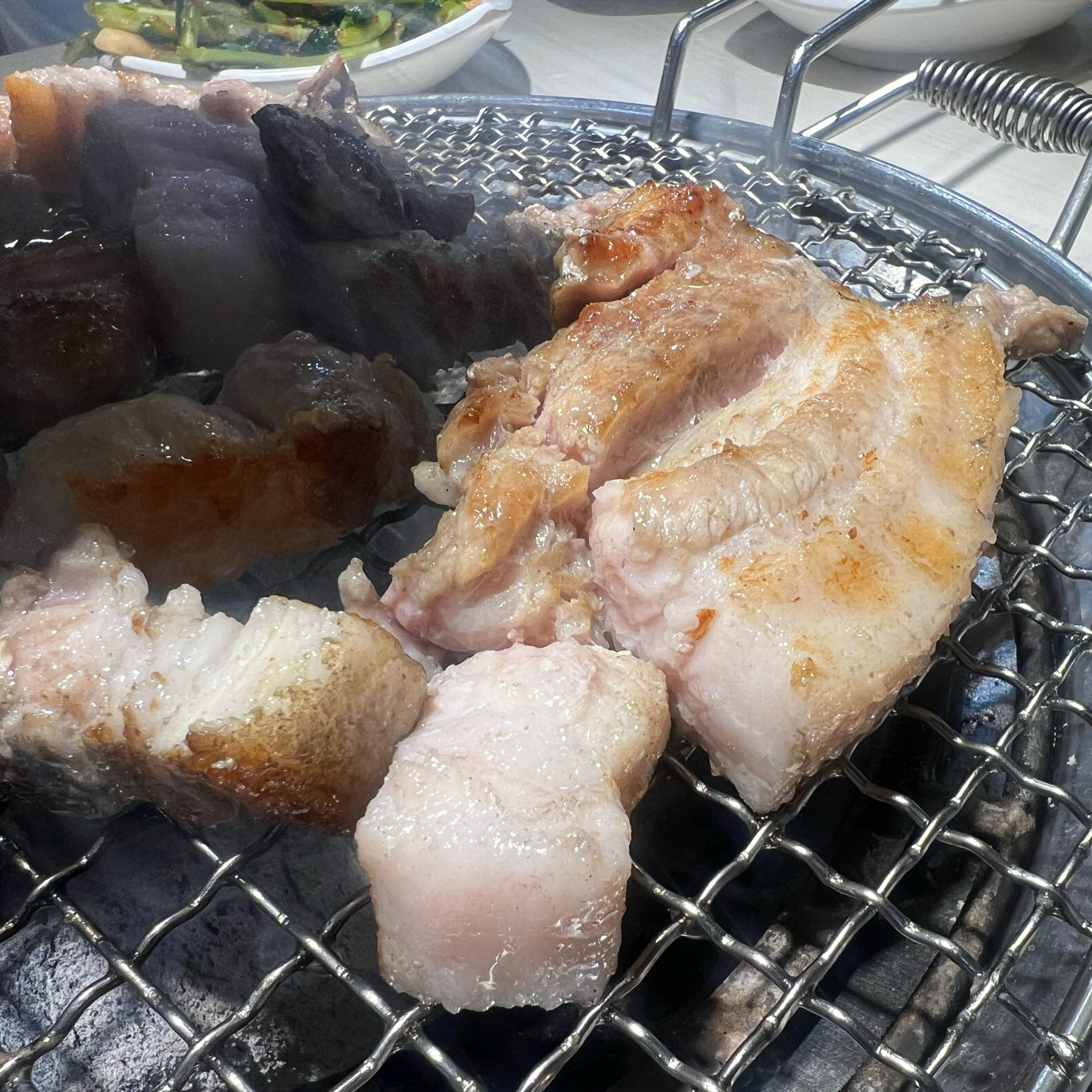 삼겹살 갈비 다 고기가 너무 맛있어요!! - 개봉동 맛집 명륜진사갈비 서울개봉점