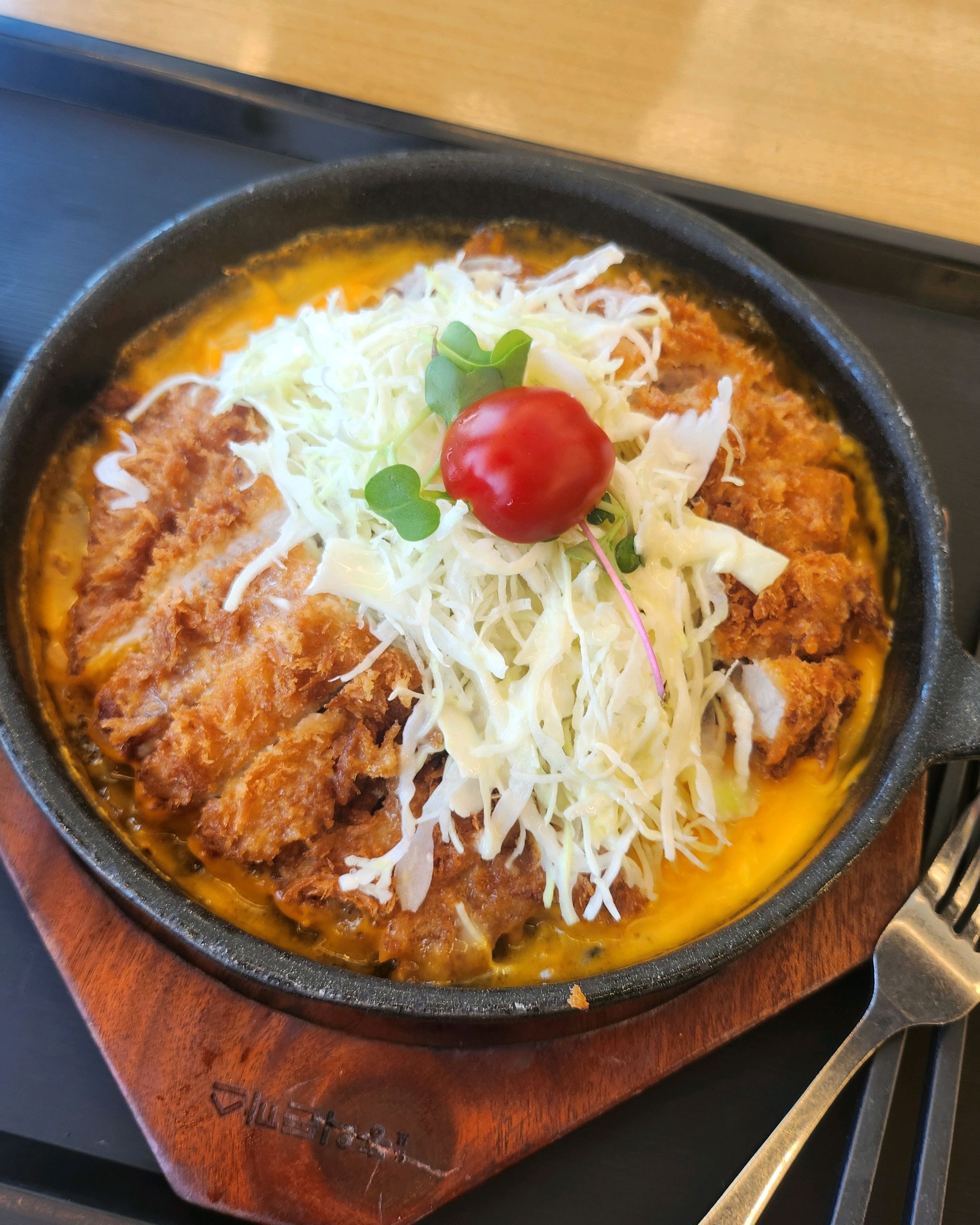 오랜만에 나들이로 들린 홍익돈까스 - 경주월드 근처 맛집 홍익돈까스 경주점