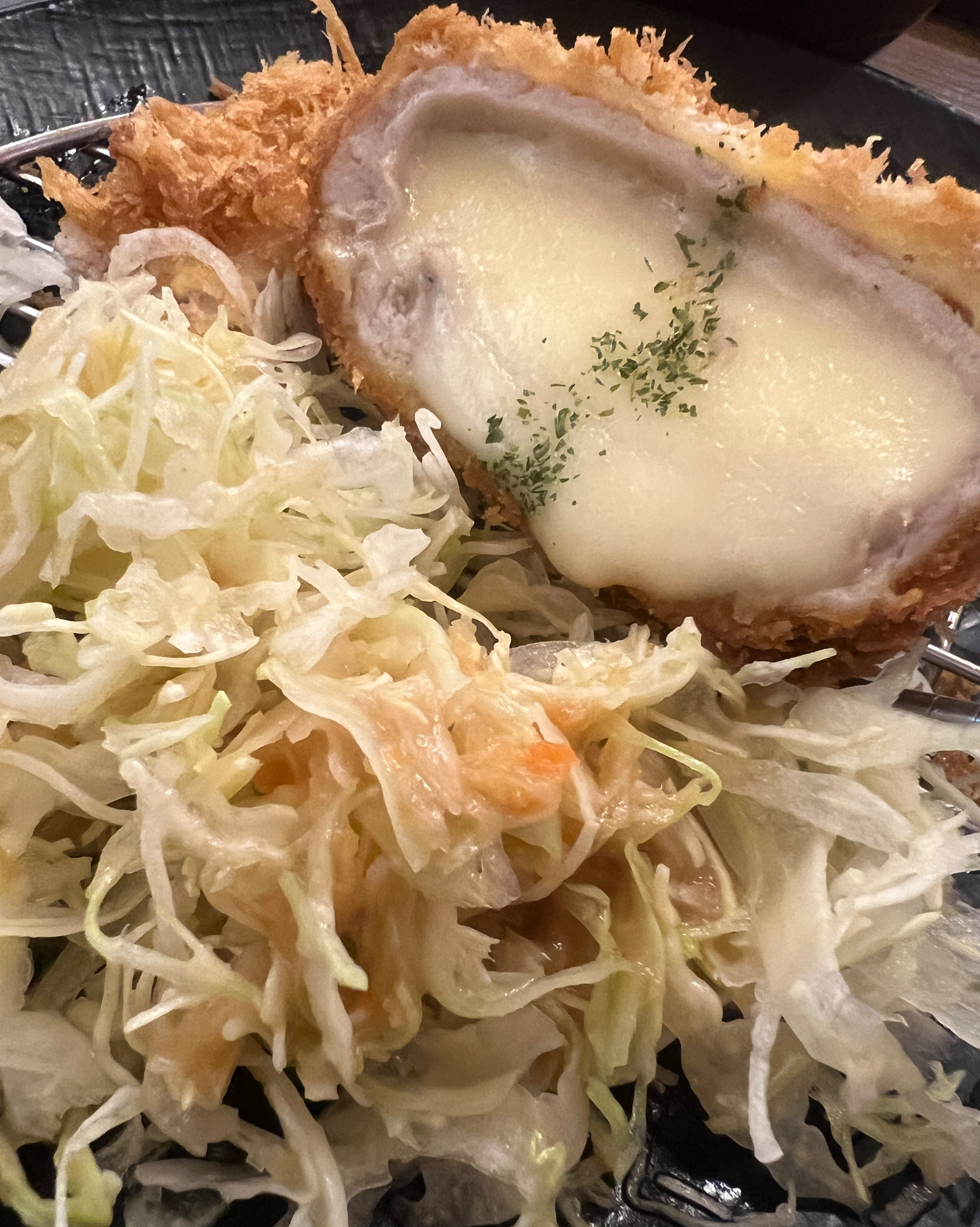 아이랑 같이 왔는데 너무 맛있다고 좋아하네요! - 송정 맛집 하나돈까스 송정해수욕장점