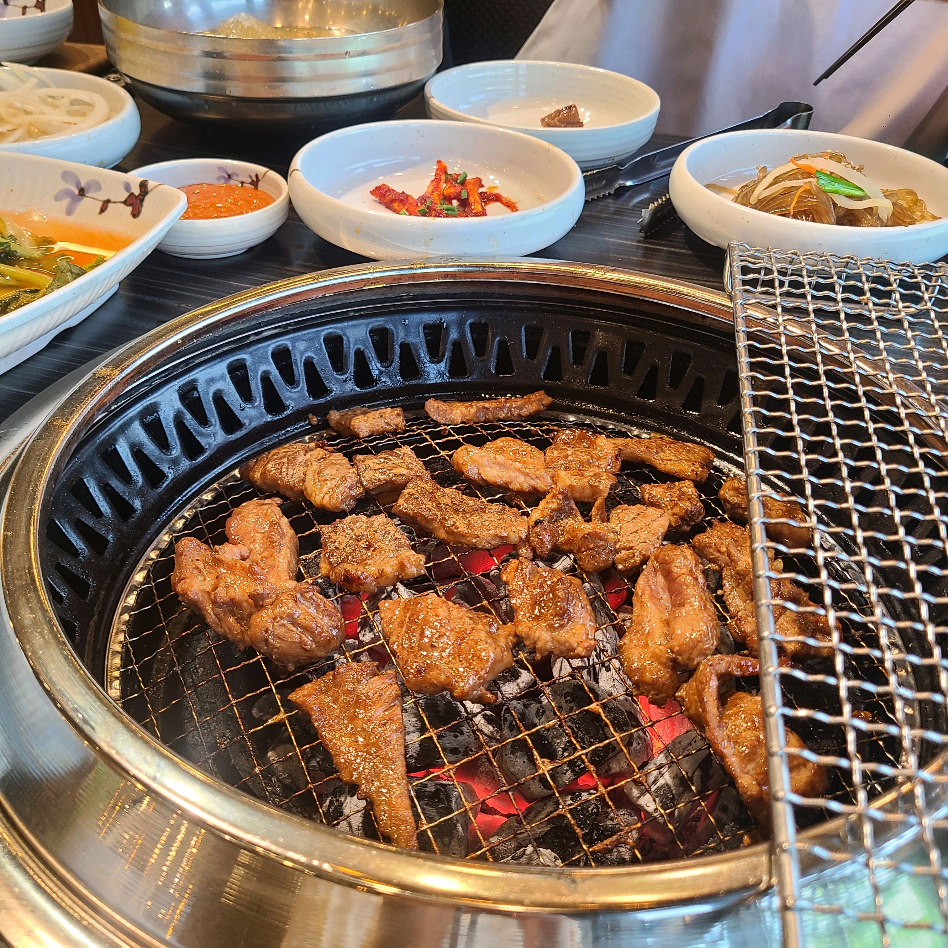 가족 외식할때 항상 여기로 와요 - 불당동 맛집 이화갈비