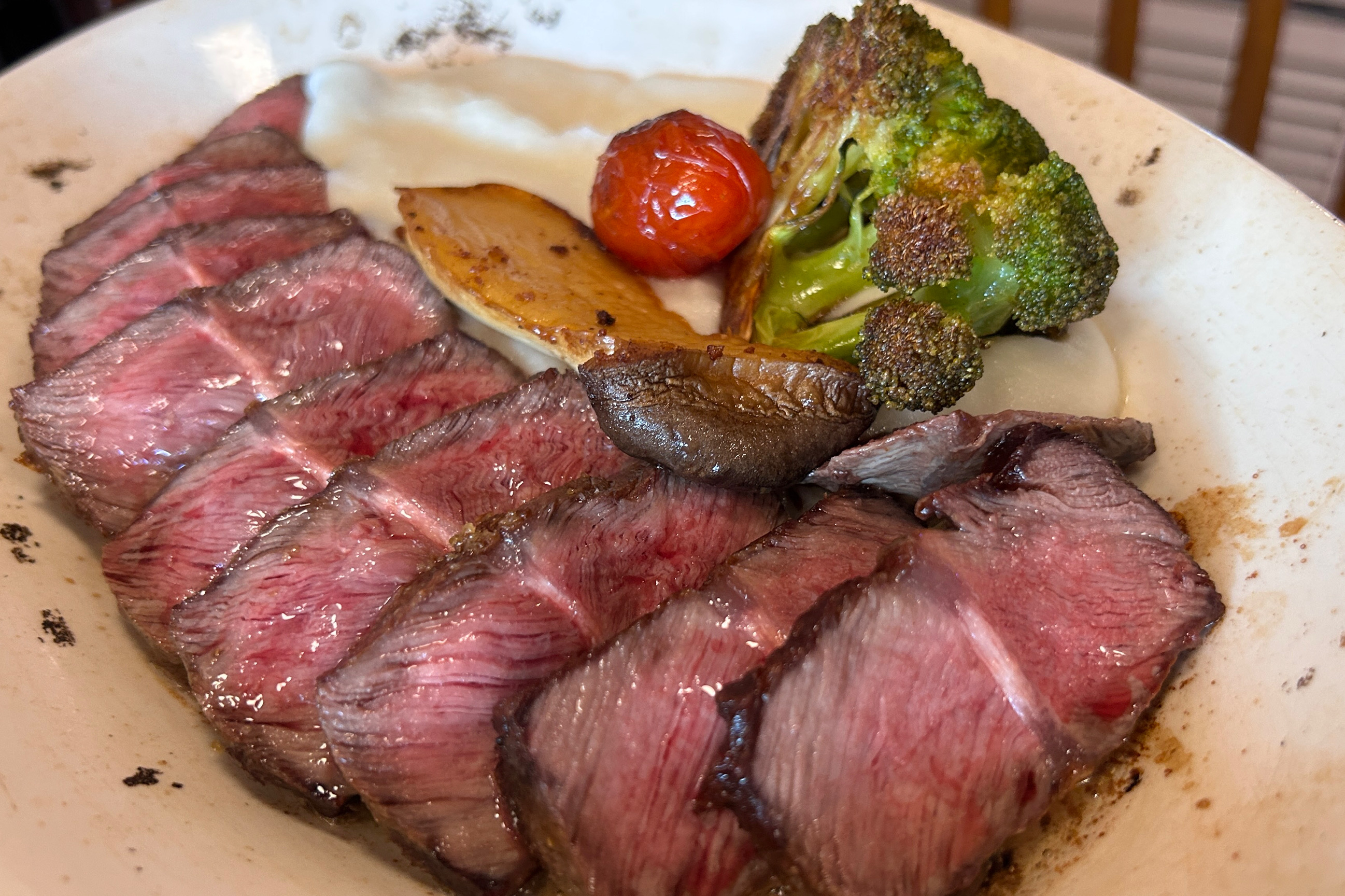 올때마다 설거지하고 가요,, 칠리치즈 최고ㅎㅎ 너무 맛있어서 주기적으로 생각나는 맛이에요