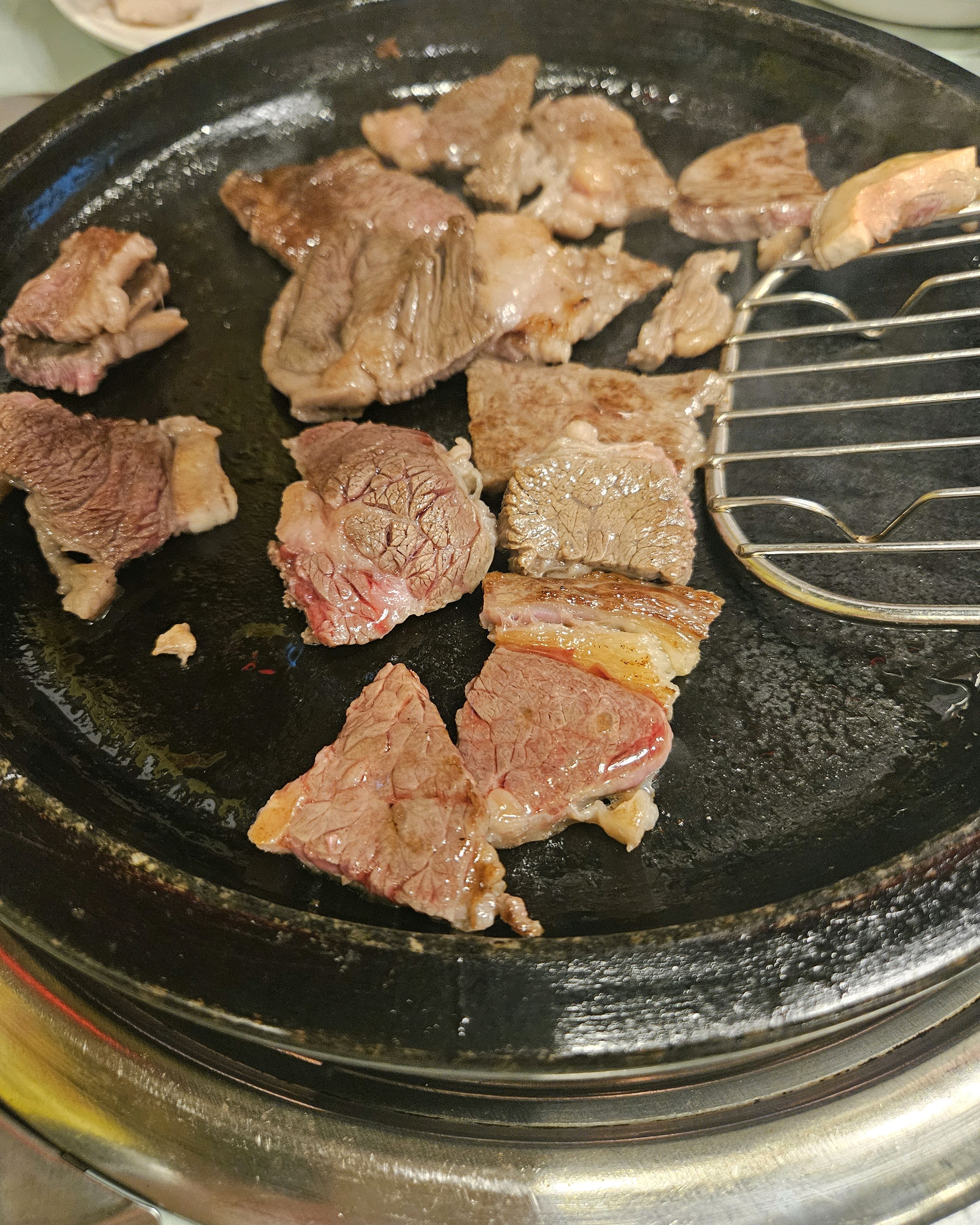 지나가다가 우연히 보게 됬는데 - 불당동 맛집 꾸석지돌판한우 천안신불당점