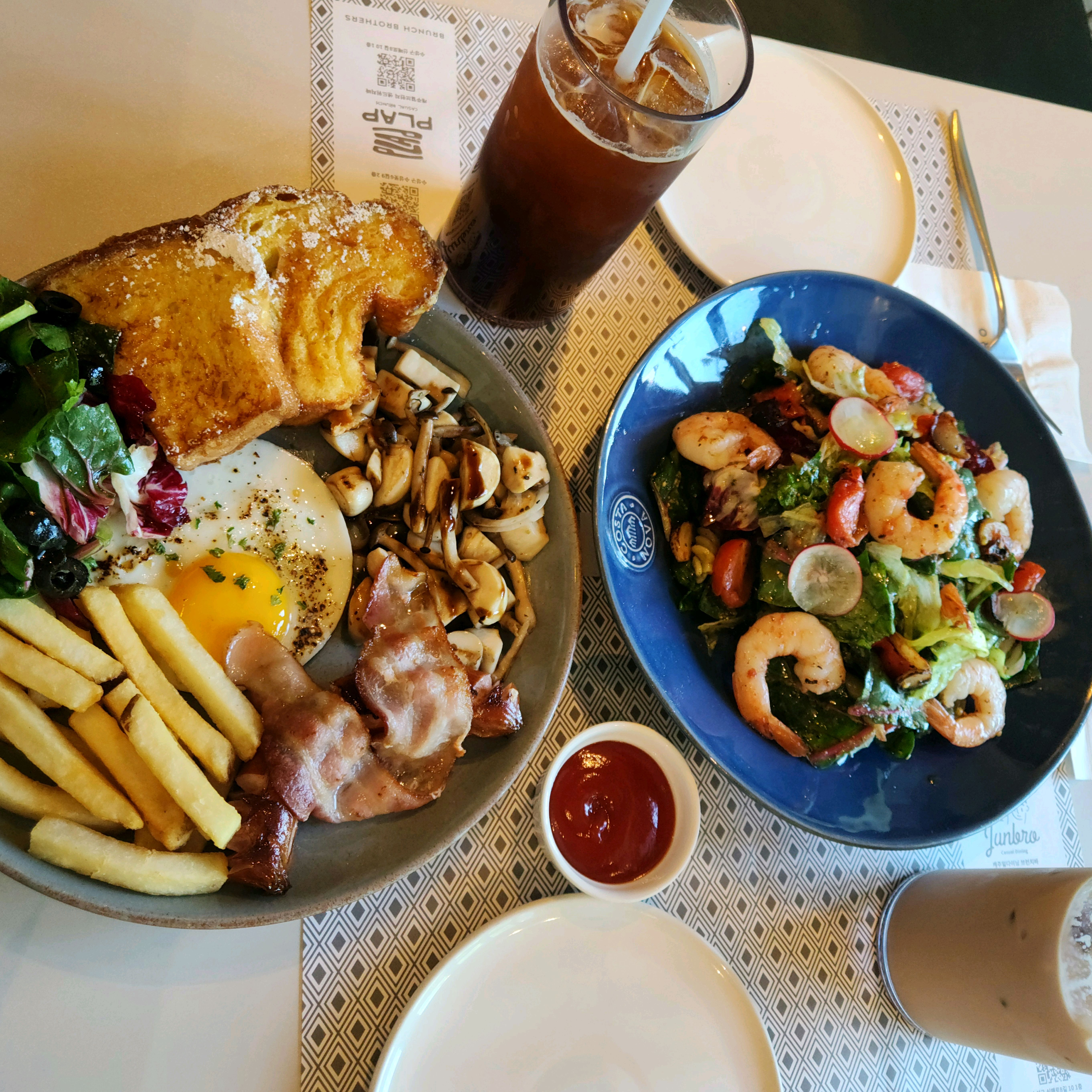 친구 추천으로 방문했어욤 - 대구 맛집 준브로수성못