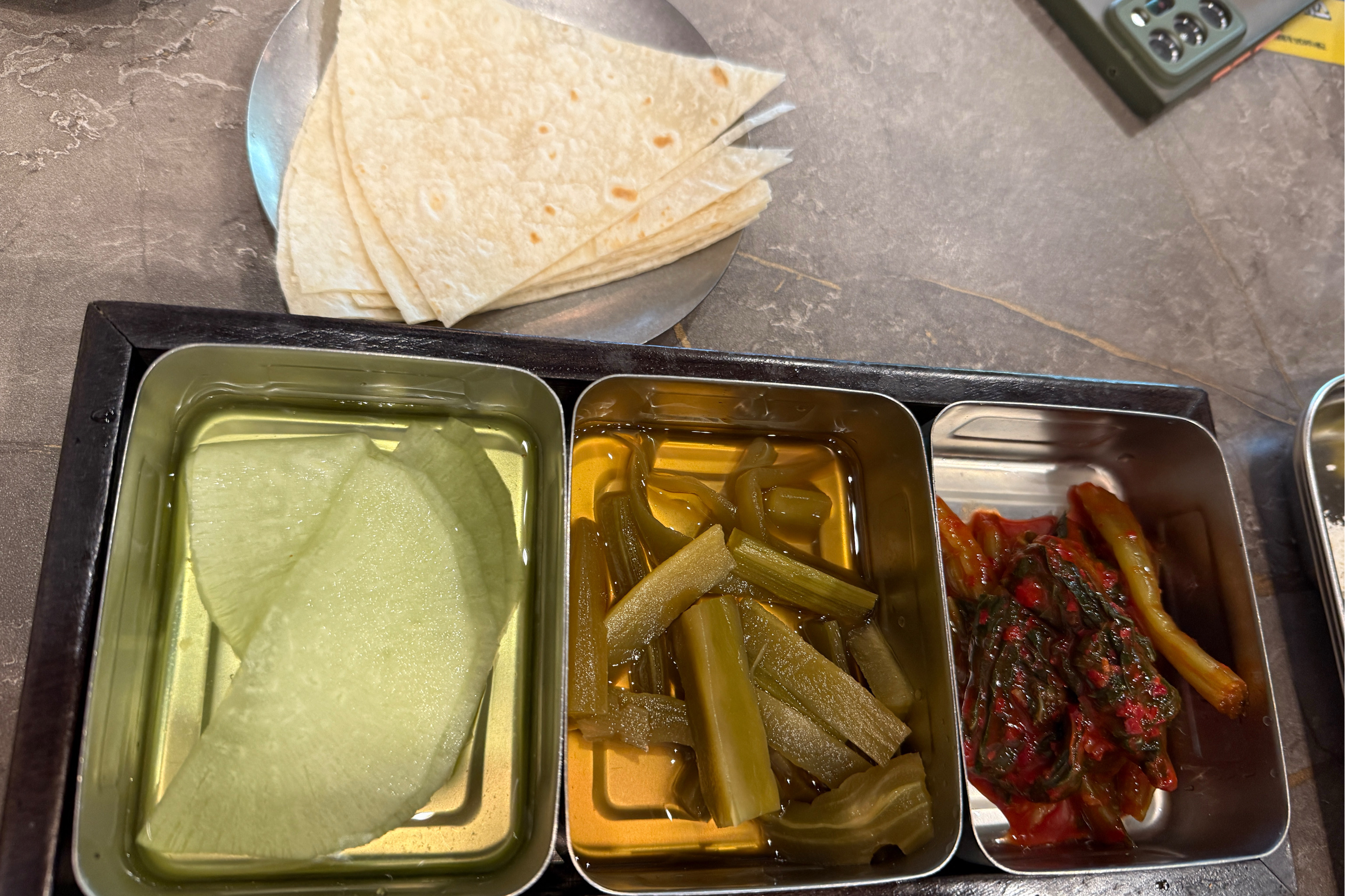 거의 익어서 나와서 편해요 - 불당동 맛집 신계옥