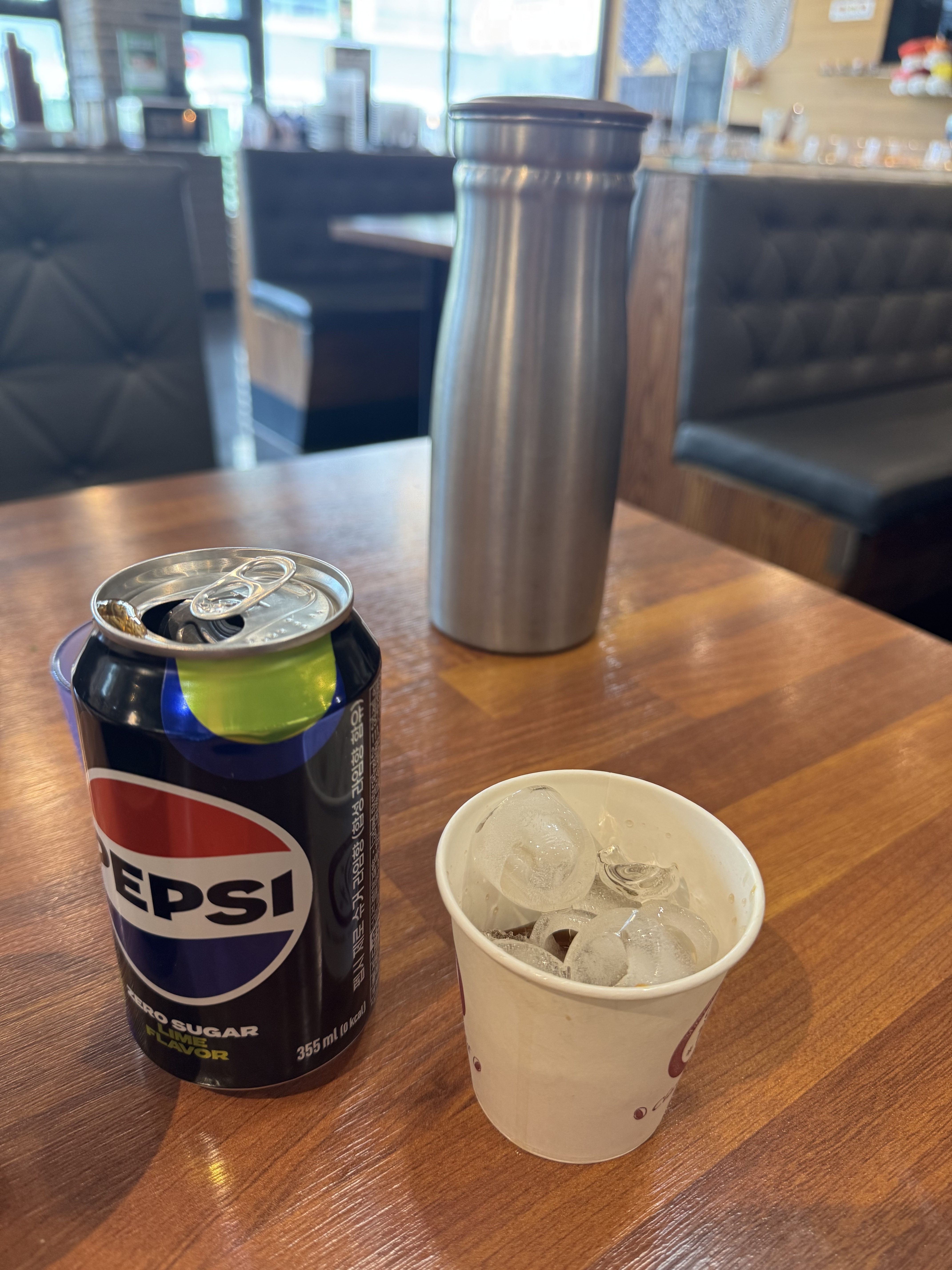 얼음정수기, 음료는 2천원에 셀프이고 - 대전 맛집 1500회전초밥 둔산점