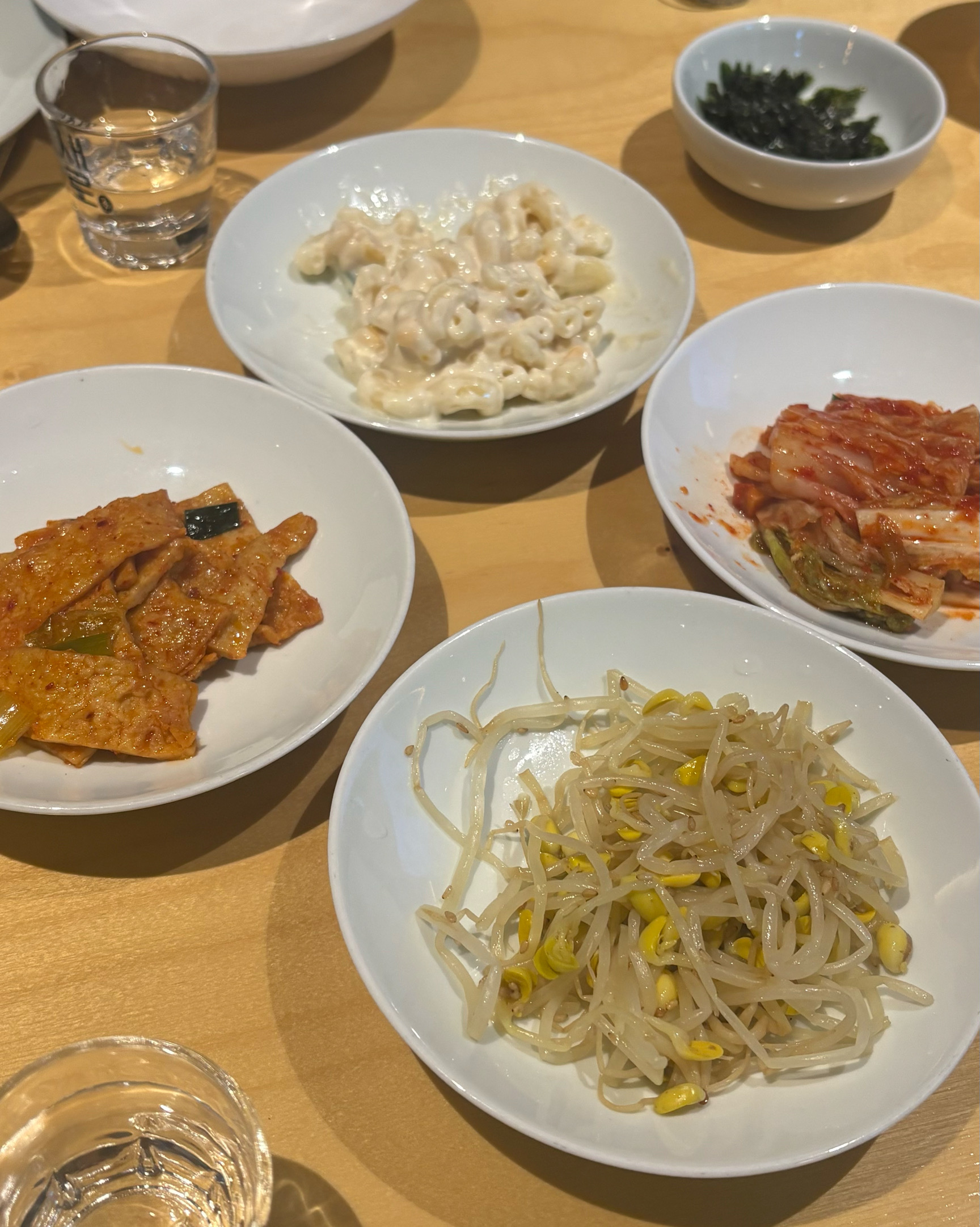 낙곱새가 땡겼는데 압구정에 있어서 좋은 것 같아요 - 압구정 맛집 지강한식당 압구정본점