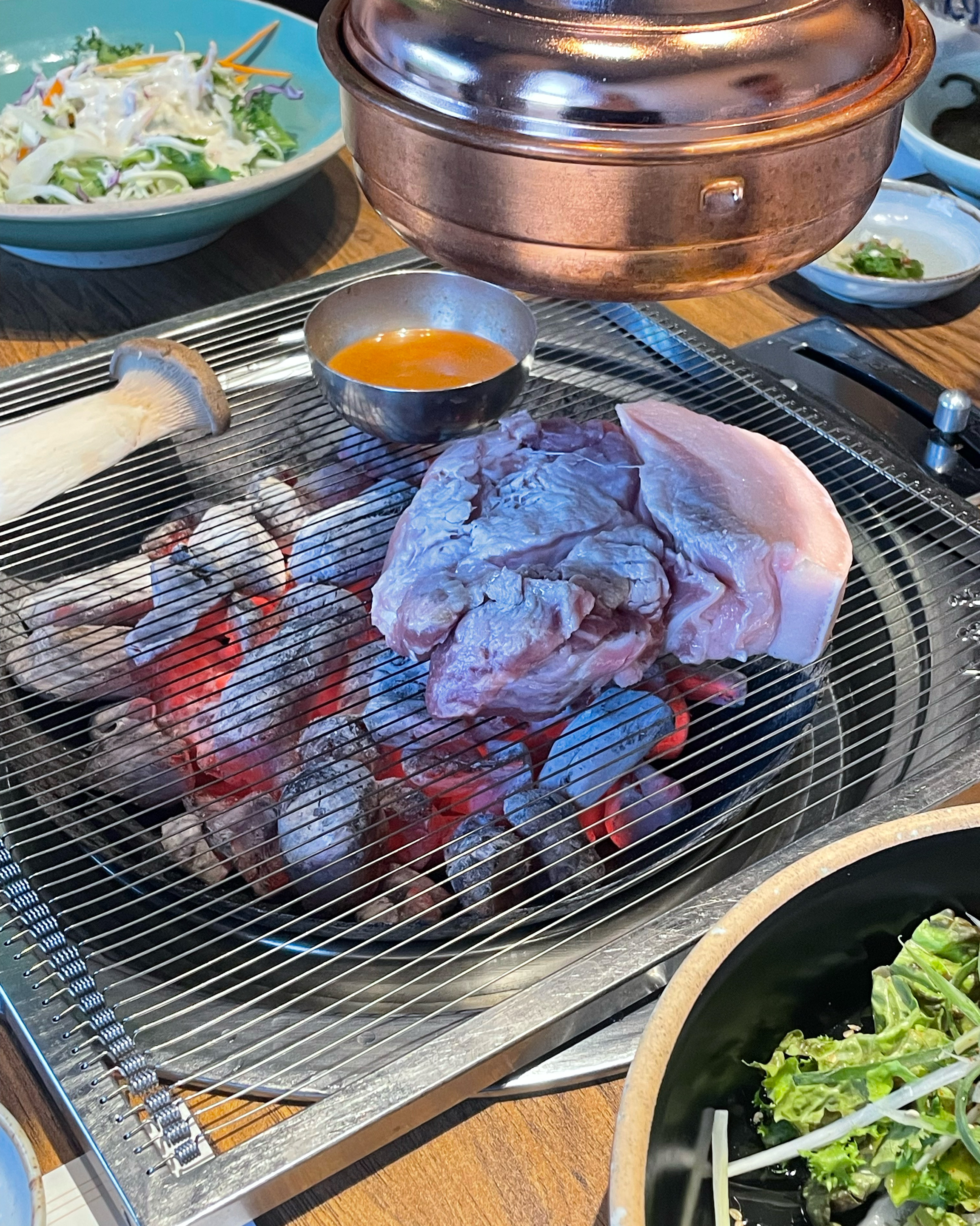 구워주시고 넓어서 좋아요! - 인천 맛집 칠돈가 청라점