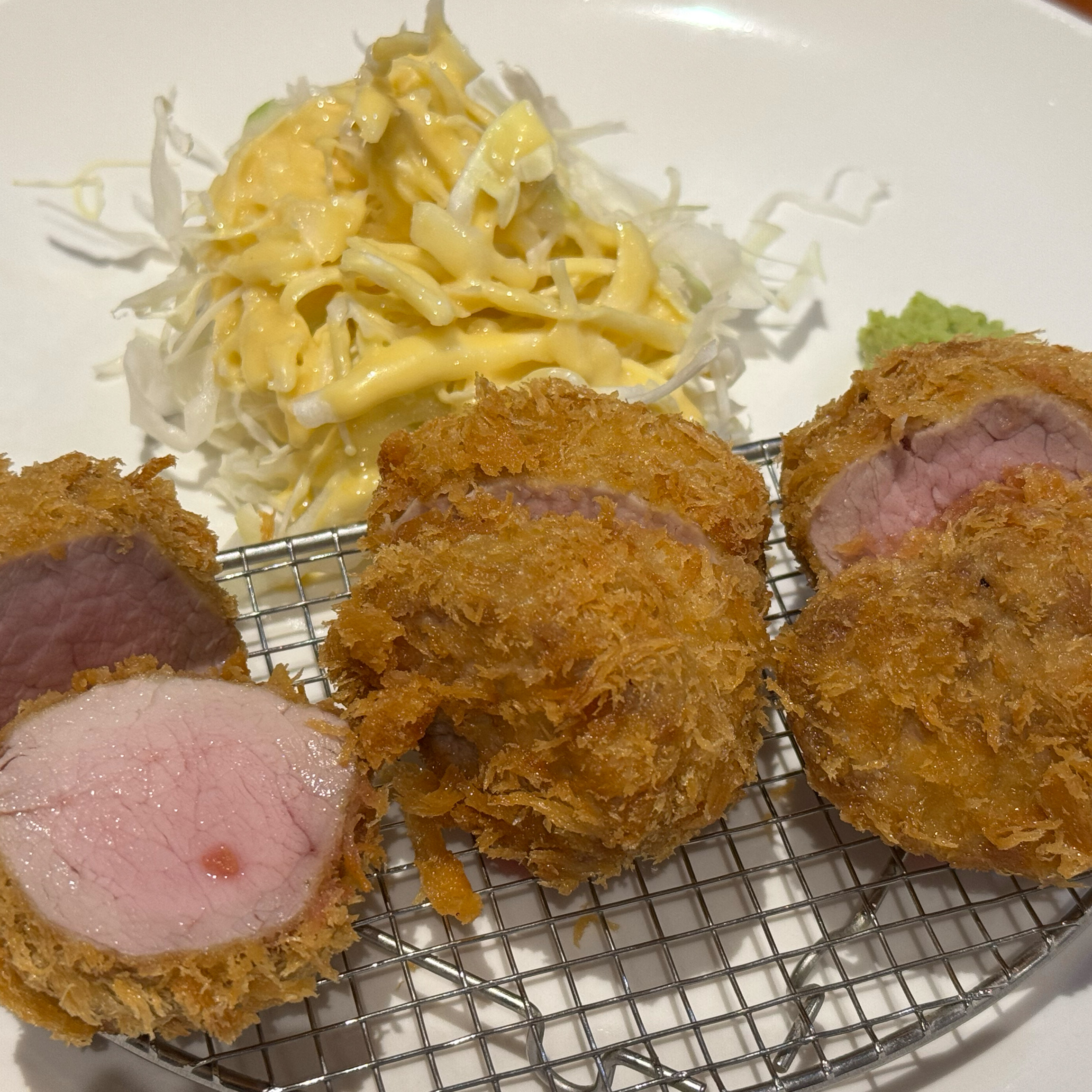 불당동 돈까스 맛집 콤폰!! 모르는 사람은 있어도 한번 온 사람은 돌고돌아 콤폰으로 오게된