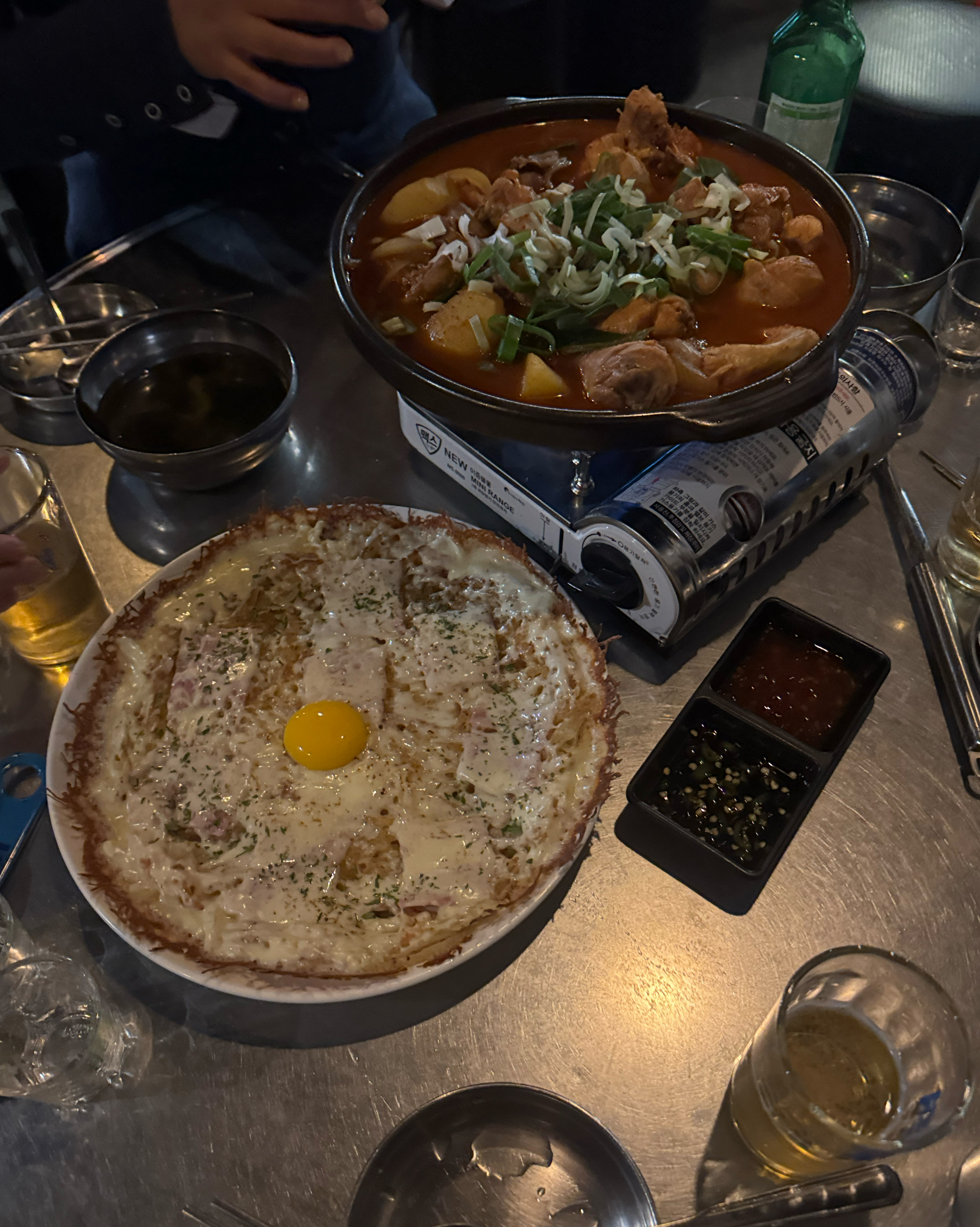 지난번에 왔었는데 닭볶음탕이랑 마가전이 너무 맛있어서 재방문했어요! 인기가 너무 많아서 웨