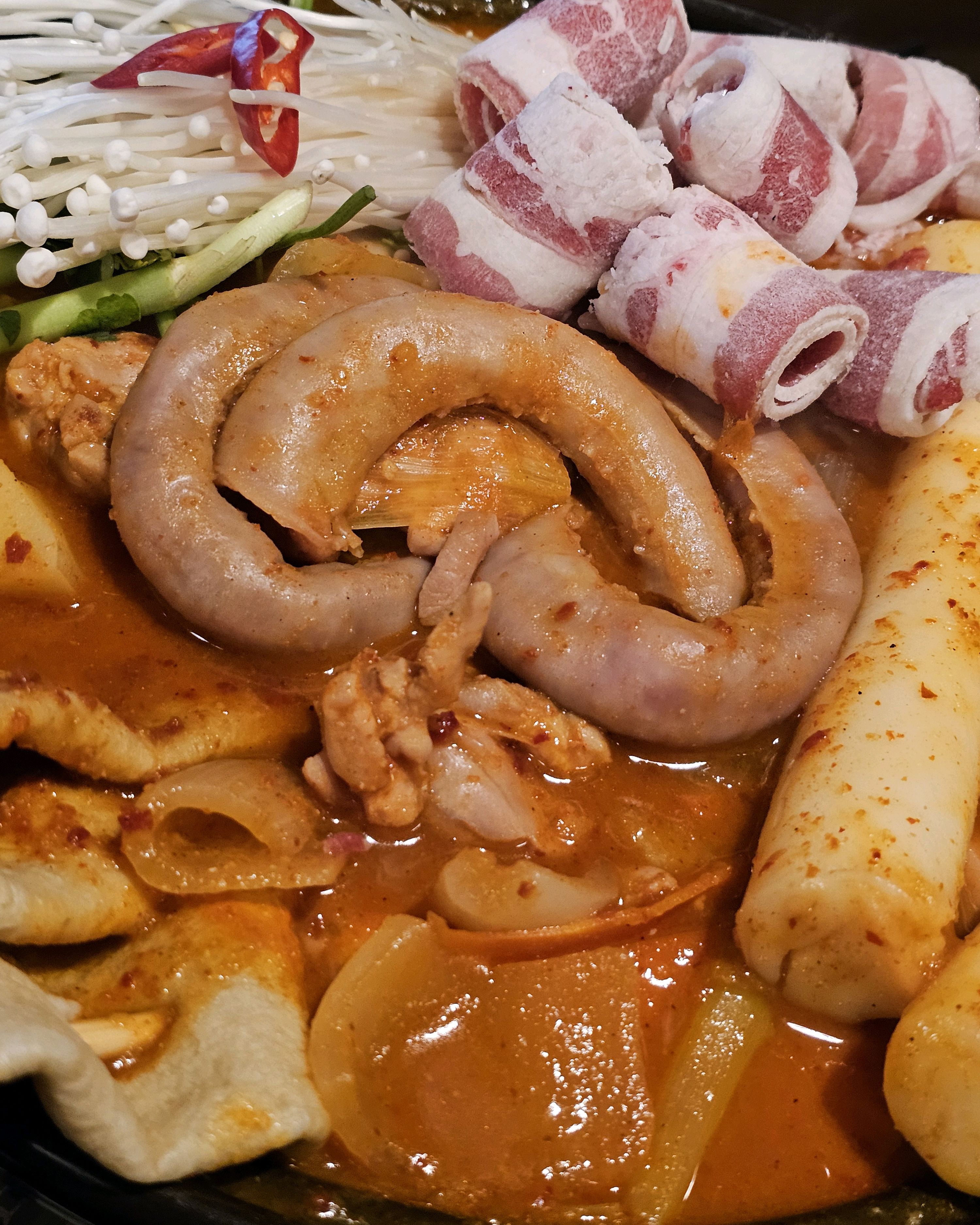 운 좋게 웨이팅 없을 때 들어갔는데 벌써 웨이팅 찰만큼 엄청 맛집이에요....♥︎ 한 번