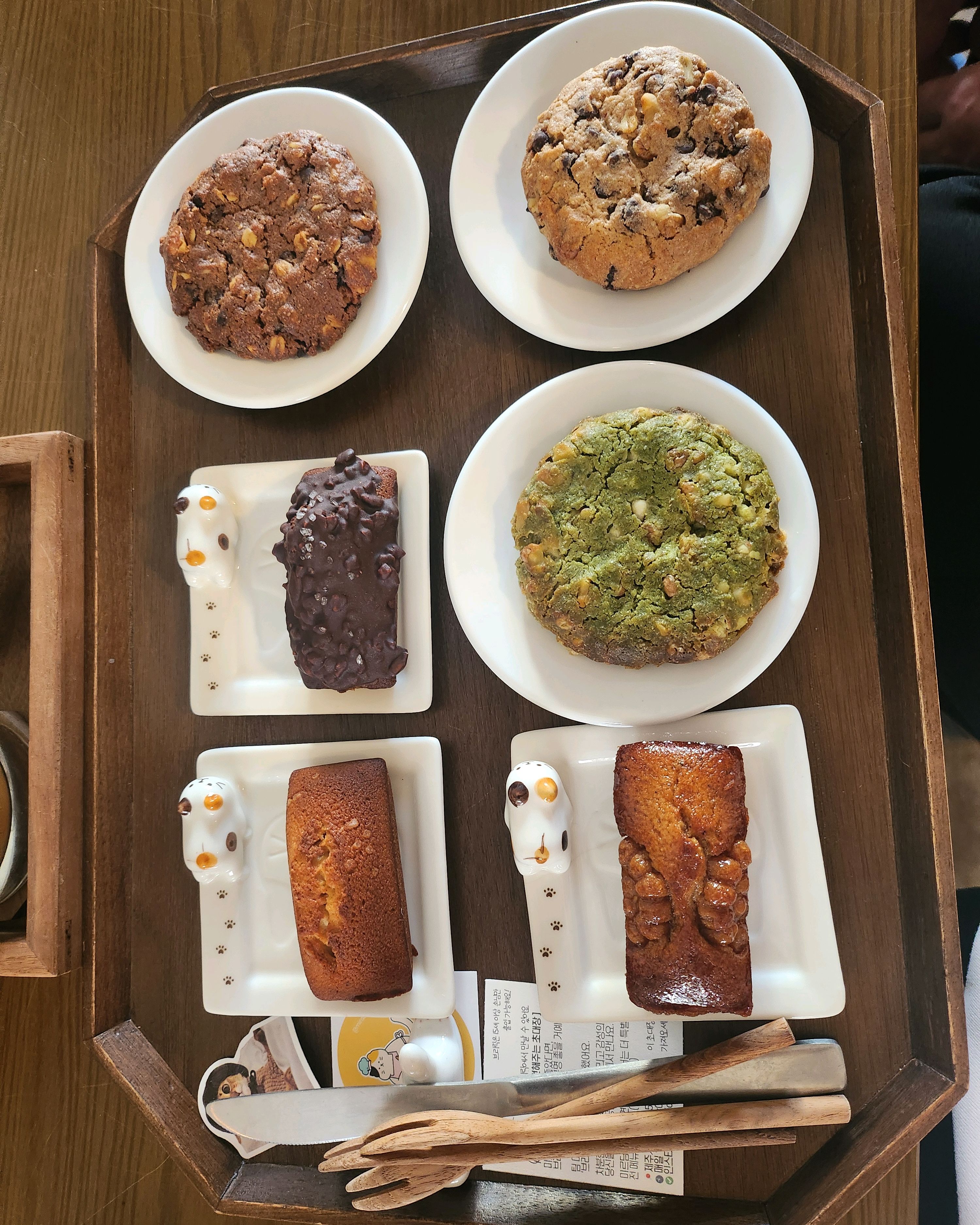직원분 너무 친절하시고 디저트,커피도 너무 맛있어용♡ - 제주 맛집 미르담