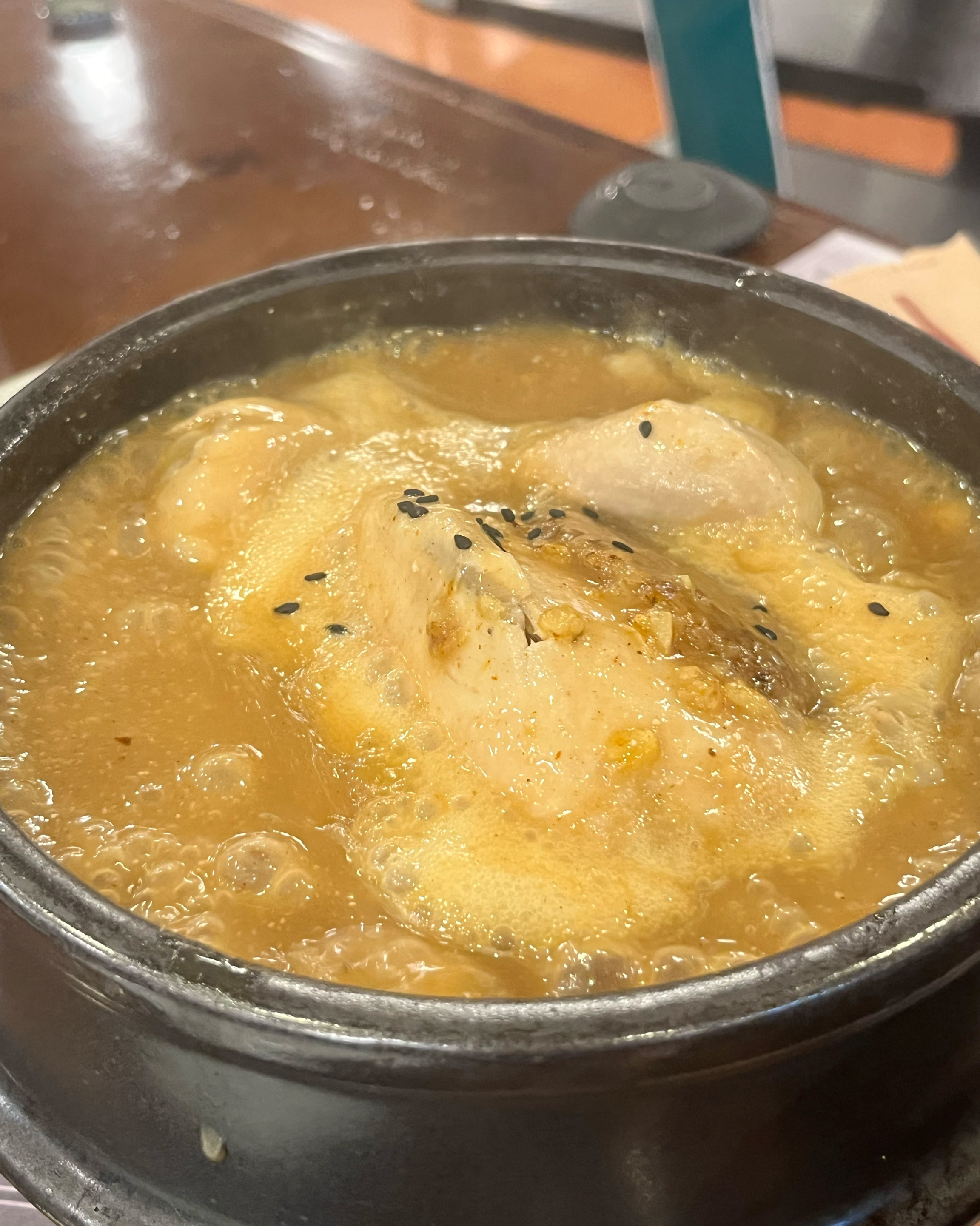 국물 진히고 맛있어요! ㅎㅎㅎ 누룽지도 구수하고 부모님이랑 맛있게 먹었습니다🙌☺️ - 인천 맛집 1982삼계정 부평 본점