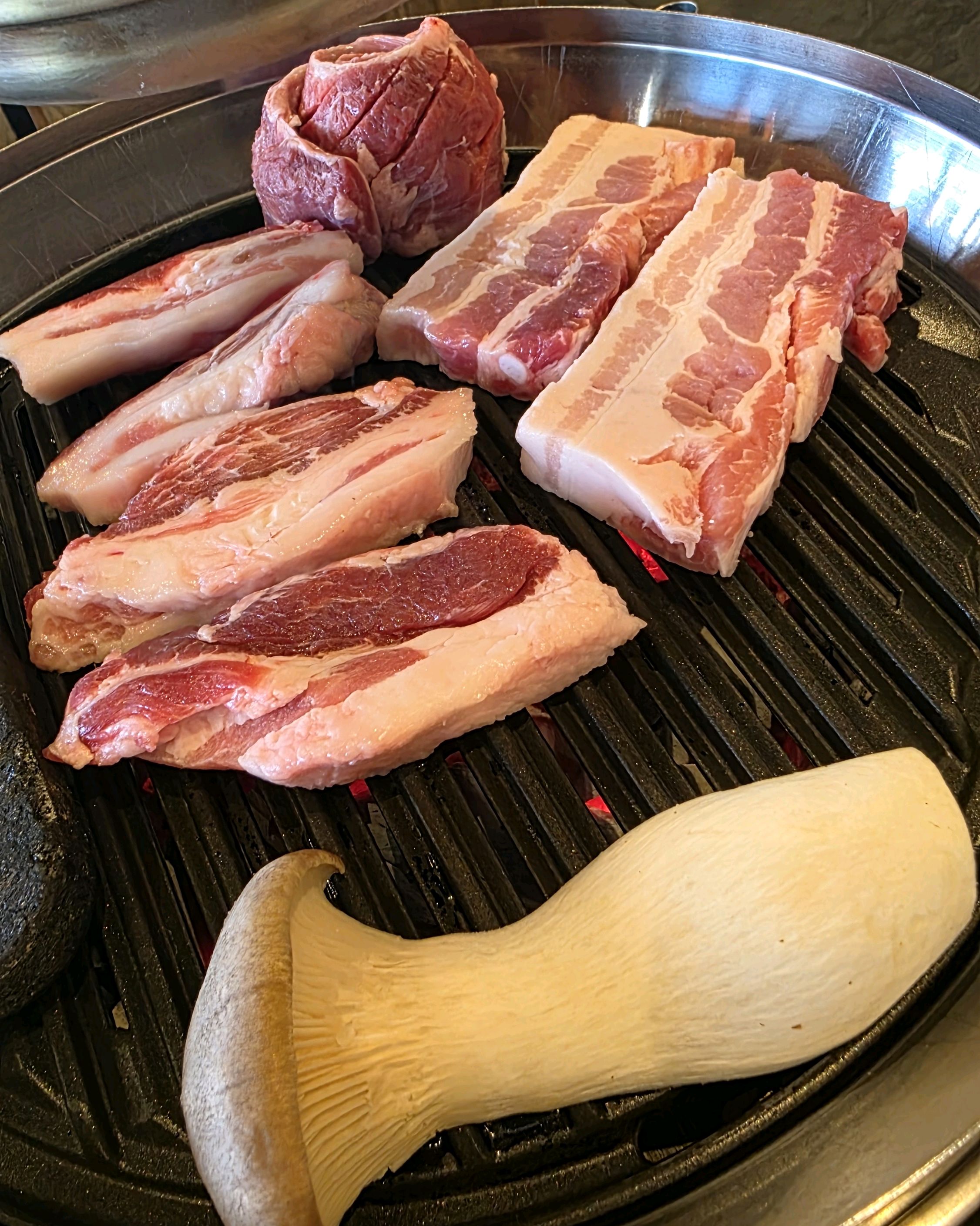 굽탁세트 주문하니 다양한 부위를 먹을 수 있어서 좋아요 - 아바이마을 맛집 굽탁 속초엑스포 본점