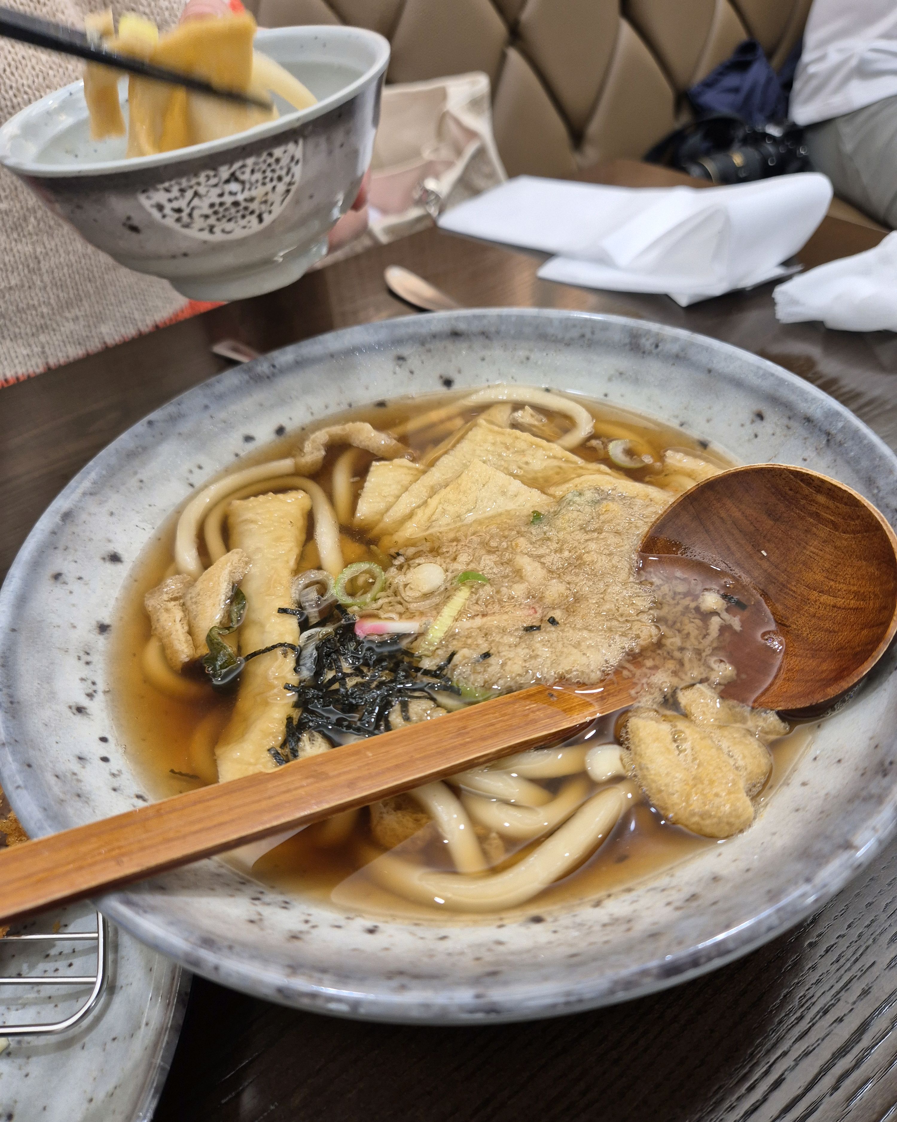 조용한분위기와 달인이 만들어주시는 면은 생각만해도 즐겁네요. 저와 와이프도 맛있게먹고 아이