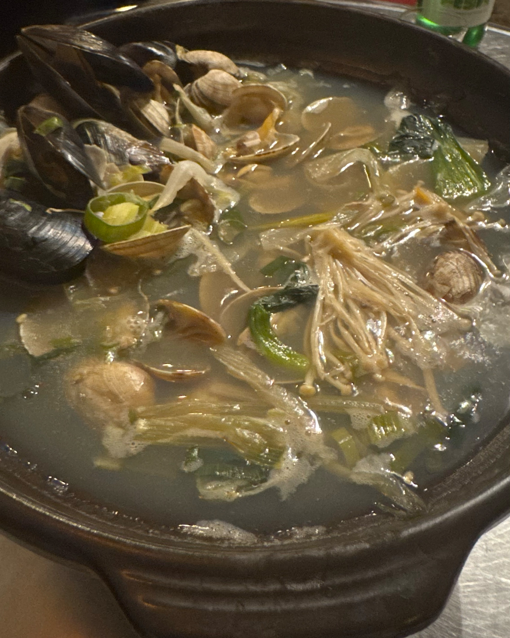 친구랑 간술하기도 좋고 분위기도 좋아요 사람들도 많구 직원분들도 친절해서 좋아여 앞으로도 