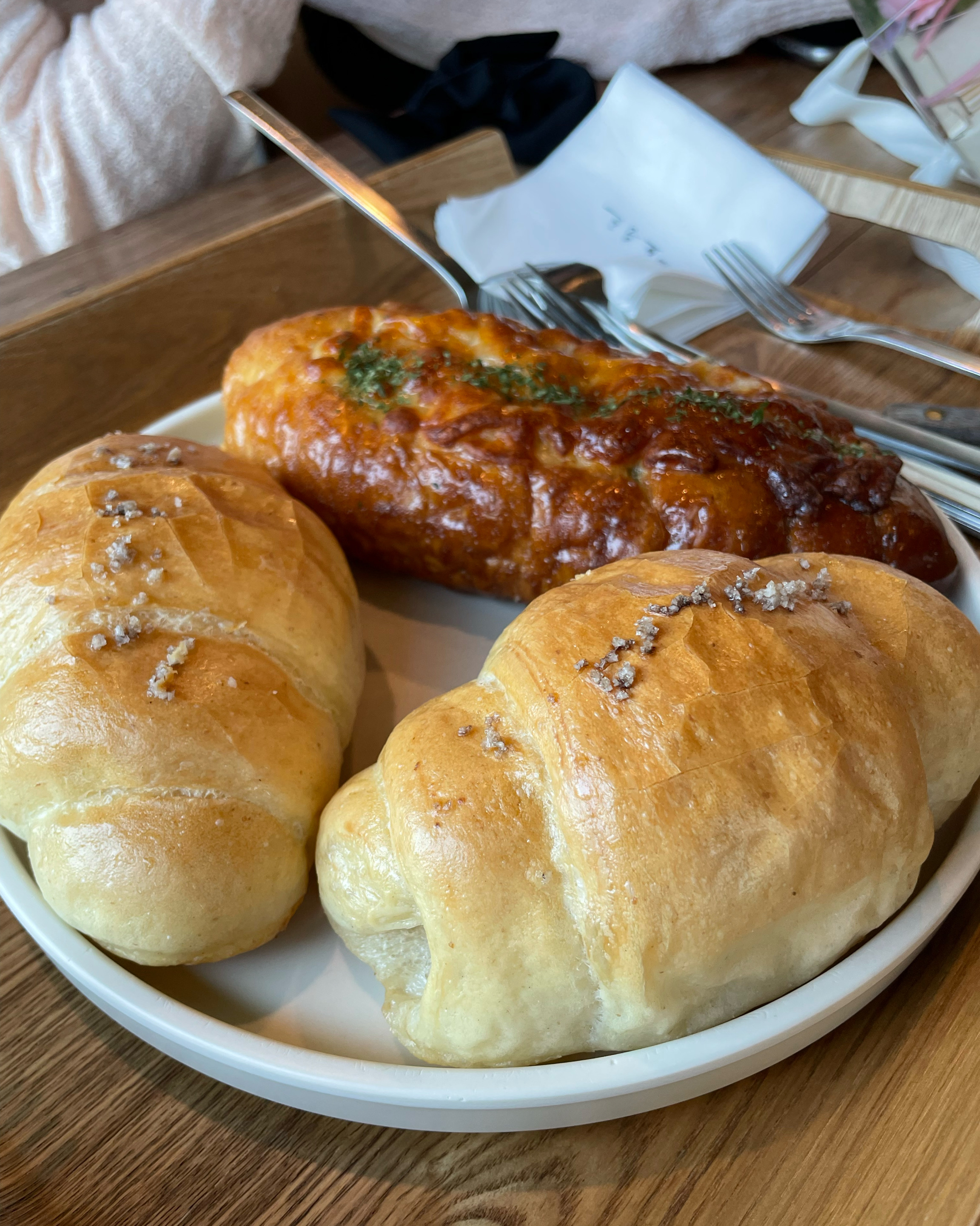 카페가 넓고 좋아요 ㅎㅎ - 대전 맛집 더노은로