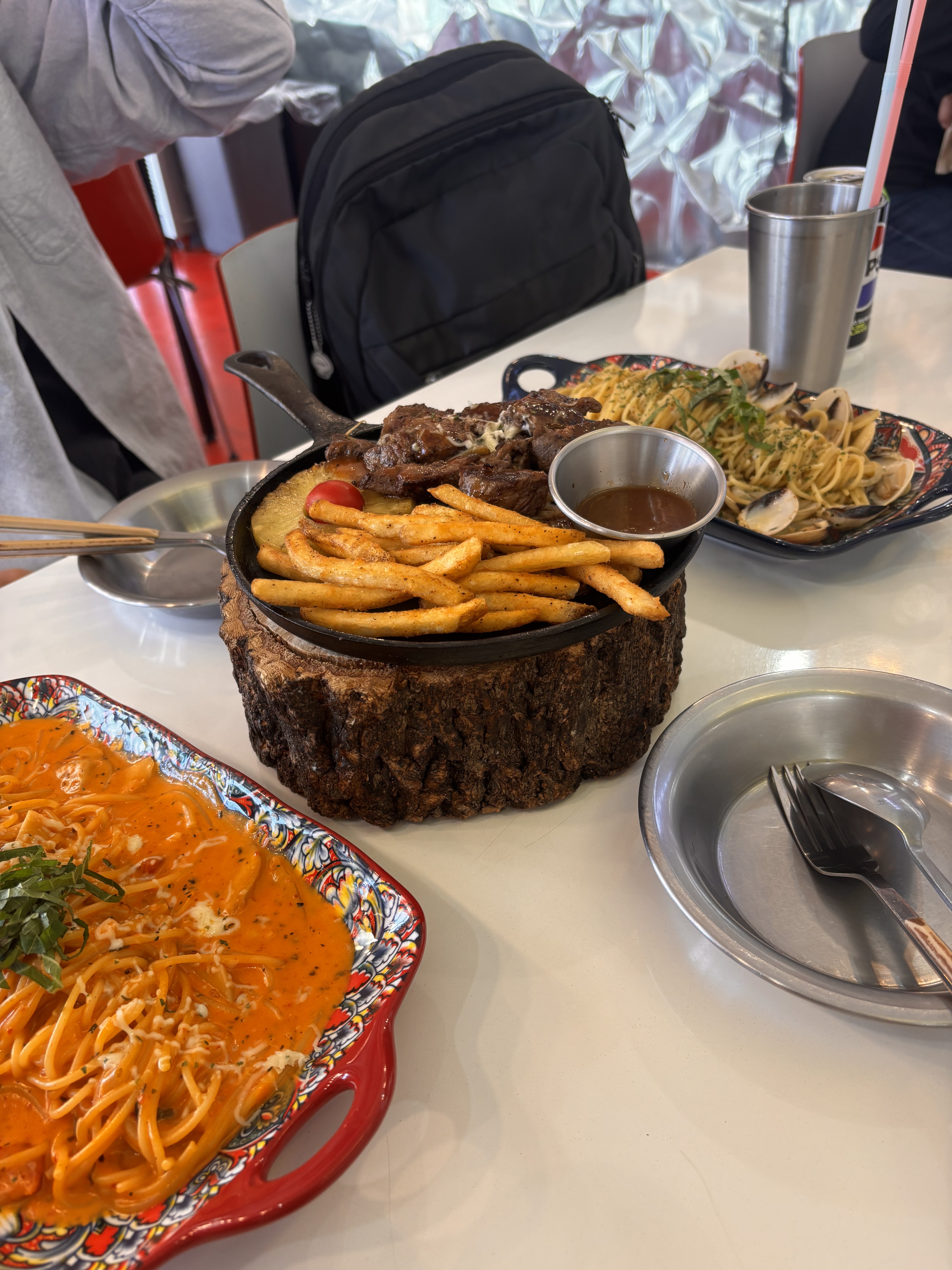 스테이크가 부드럽고 맛있어요~ - 아바이마을 맛집 상남자스테이크 엑스포점